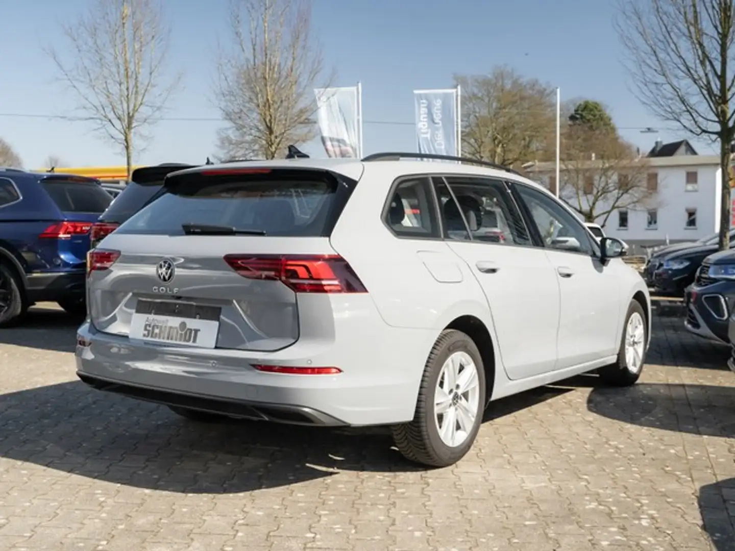 Volkswagen Golf VIII Variant 1,5TSi Life R-Kamera ACC LED Sitzh... Grijs - 2
