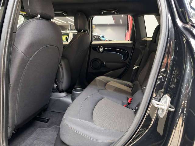 MINI One — photo 16