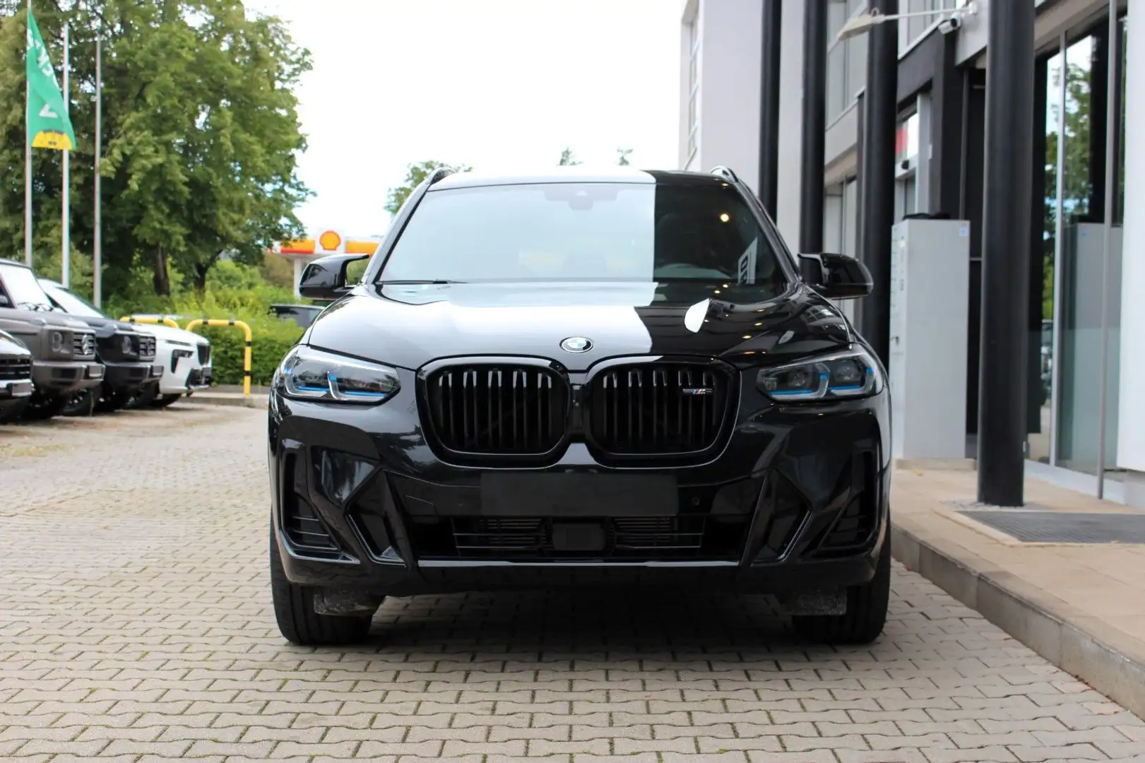 BMW X3 M i / LASER /PANORAMA /AHK /H&K /M FAHRWERK Schwarz - 2