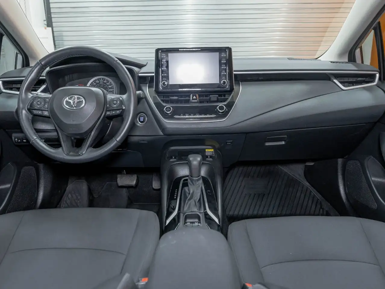 Toyota Corolla снимка Toyota Corolla