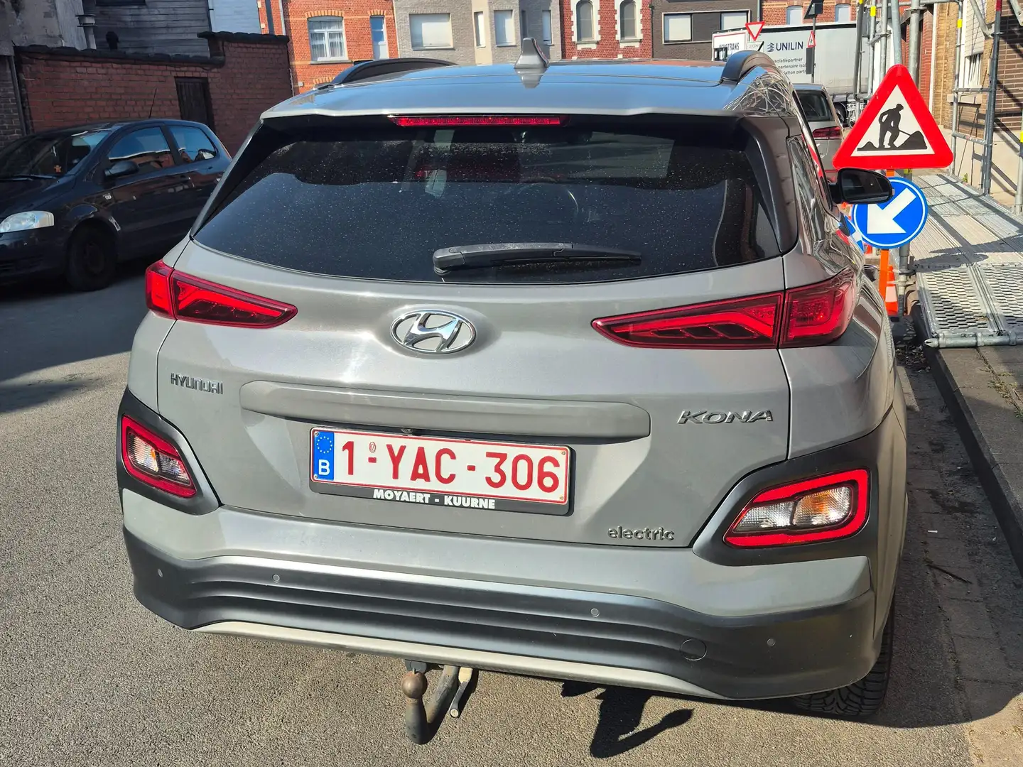 Hyundai KONA Kona EV Plus Срібний - 2