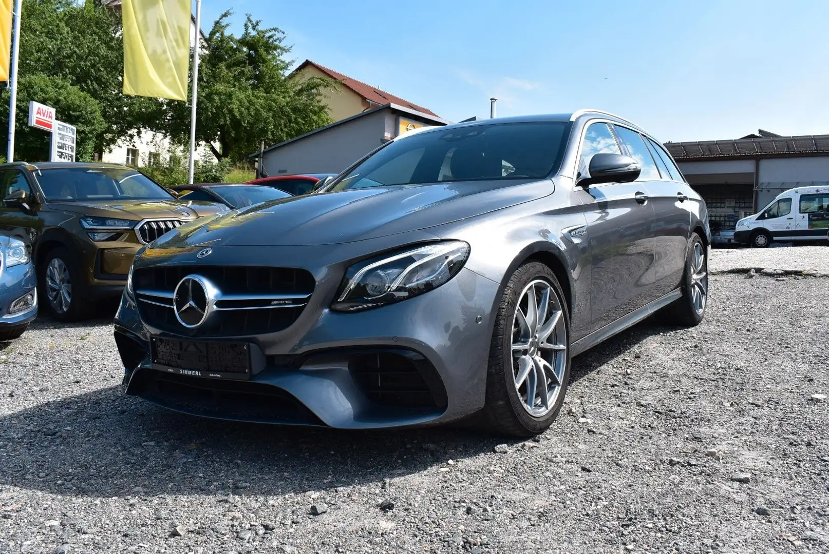 Mercedes-Benz E 63 AMG E T-Modell E 63 AMG 4Matic Grau - 2