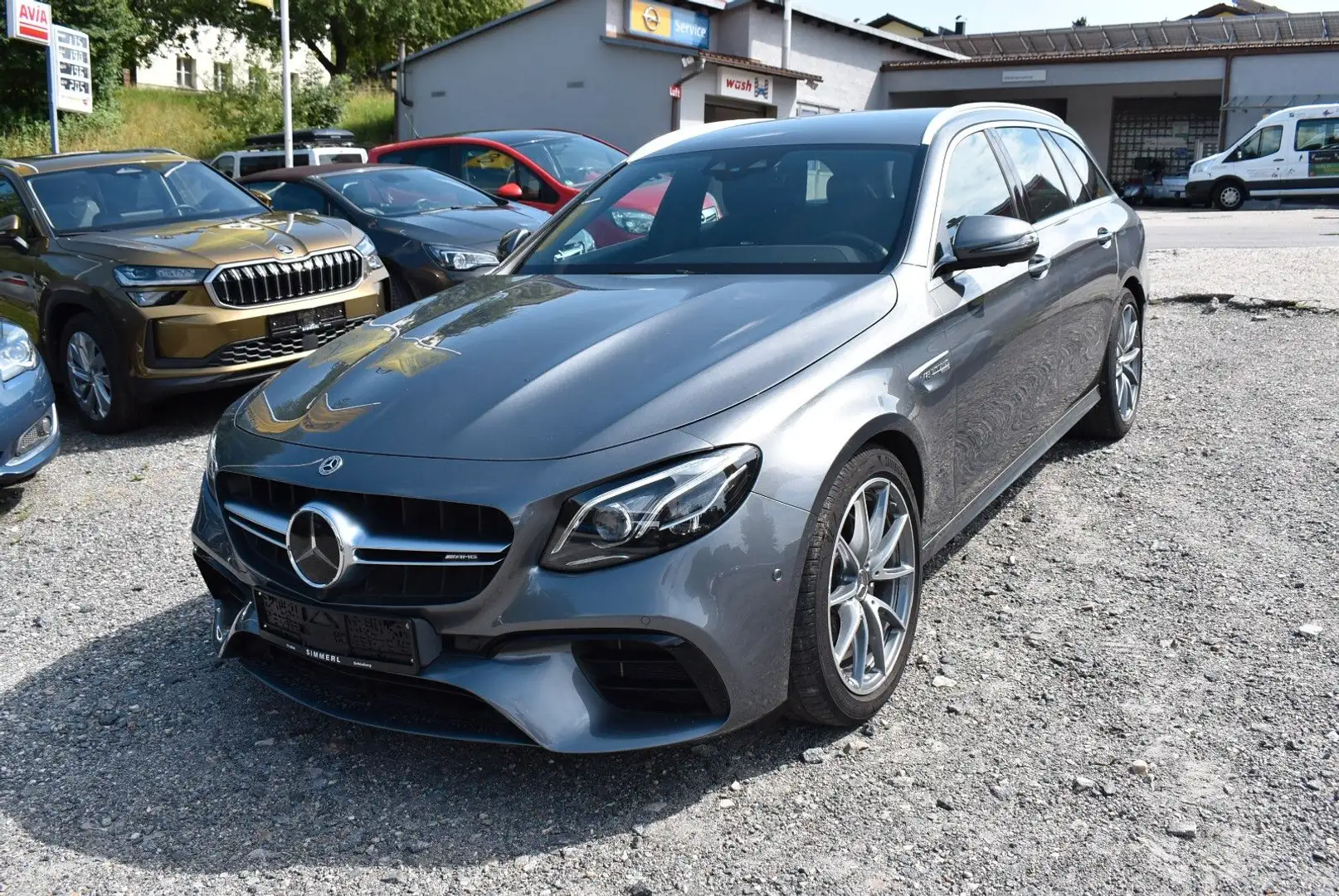 Mercedes-Benz E 63 AMG E T-Modell E 63 AMG 4Matic Grau - 1