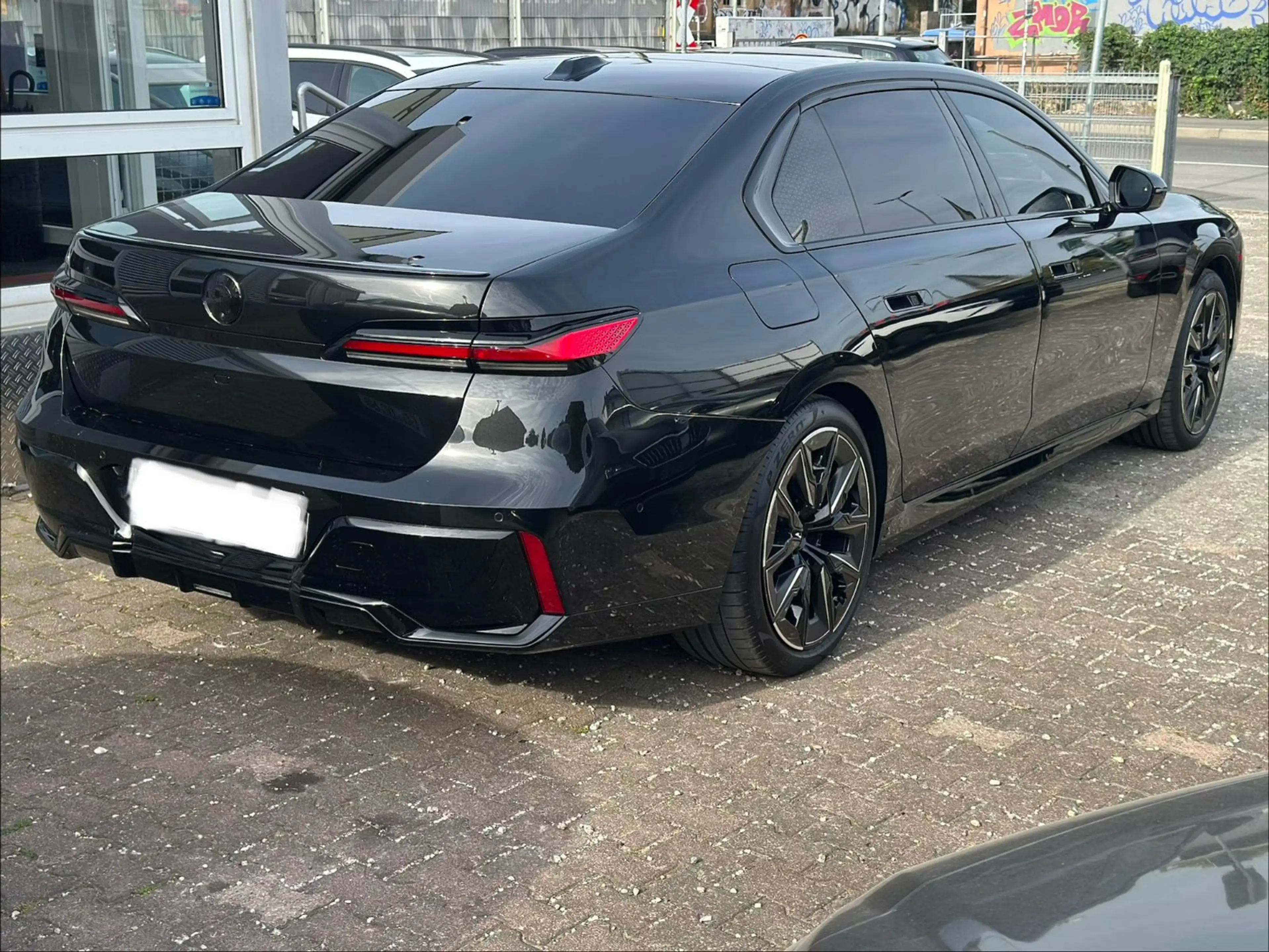 BMW 740 d LANG xDRIVE M SPORTPAKET*VOLL* — photo 2