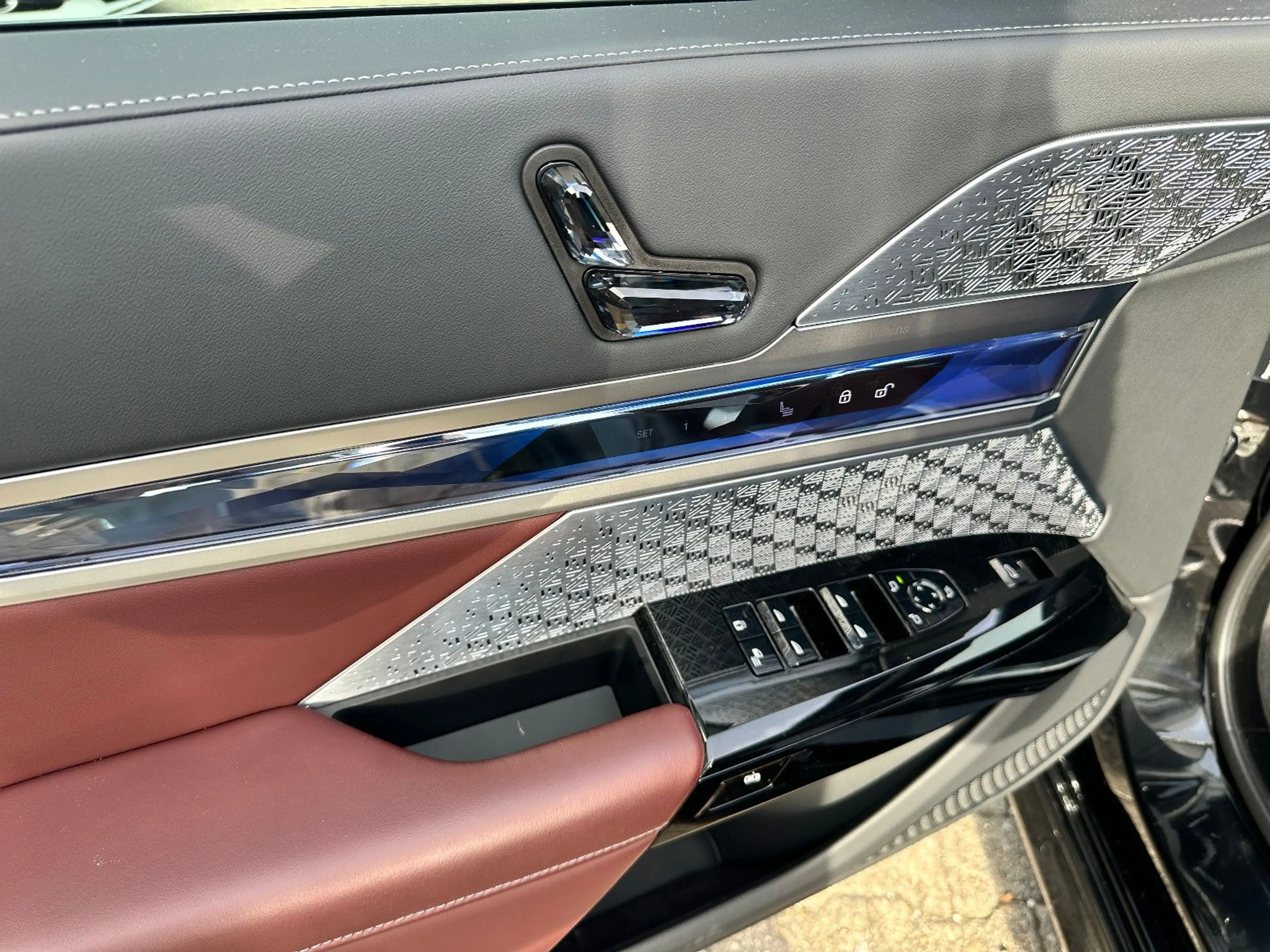 BMW 740 d LANG xDRIVE M SPORTPAKET*VOLL* — photo 15