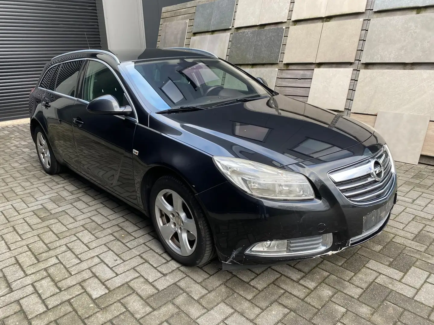 Opel Insignia 2.0 CDTI / 248.000KM / Exportwagen Black - 2