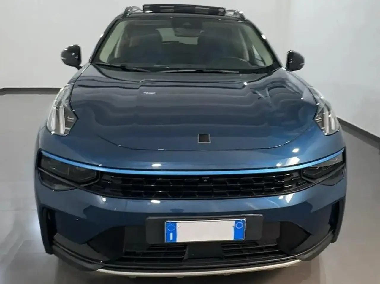 Lynk & Co 01 2022