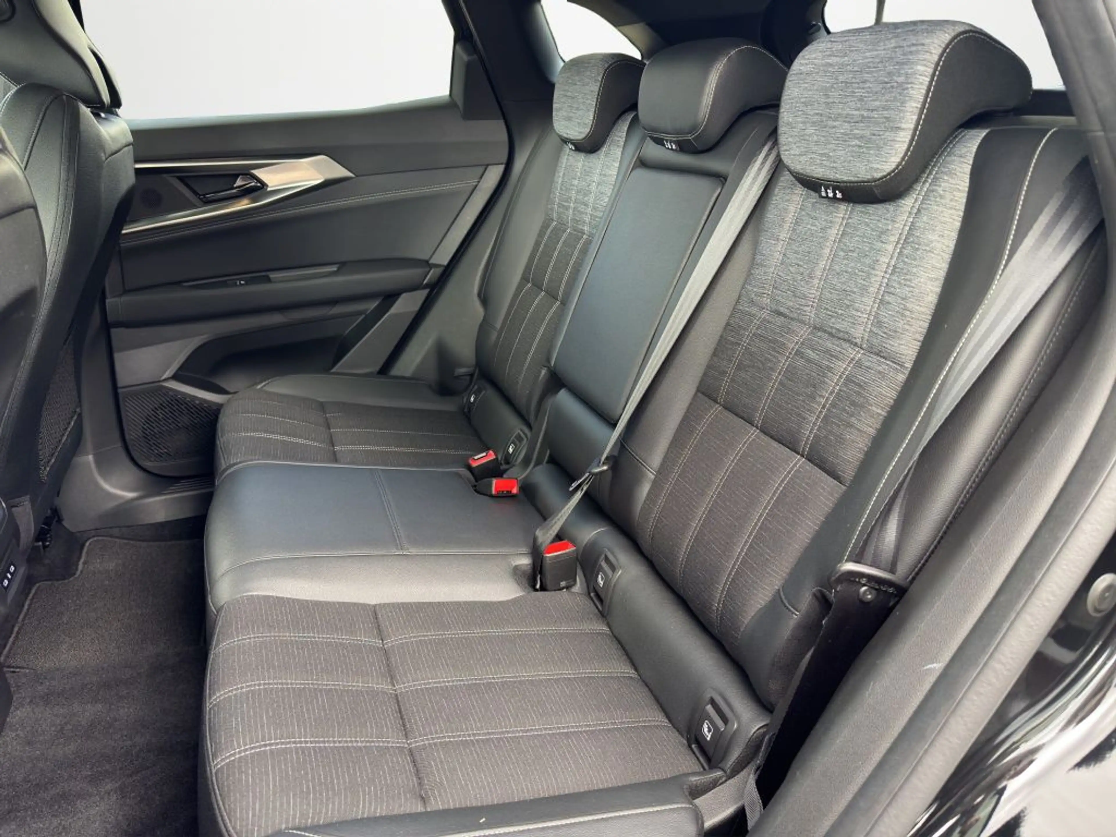 Renault Austral Mild Hybrid 160 Automatik Techno — photo 12