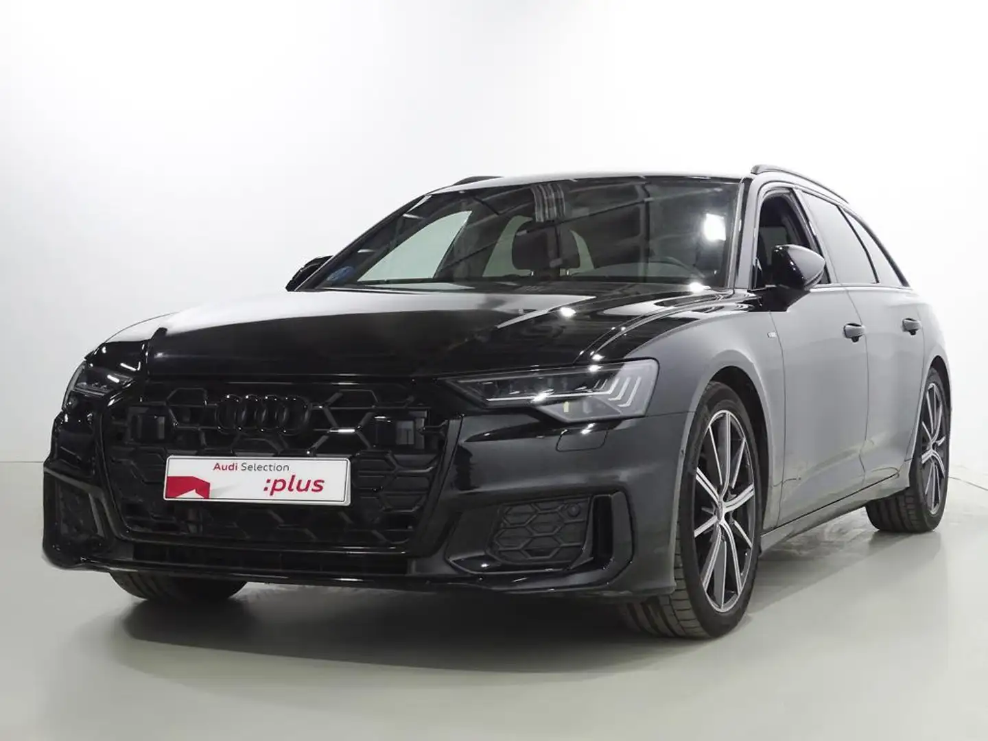 Audi A6 Avant 40 TDI Black line S tronic Чёрный - 1