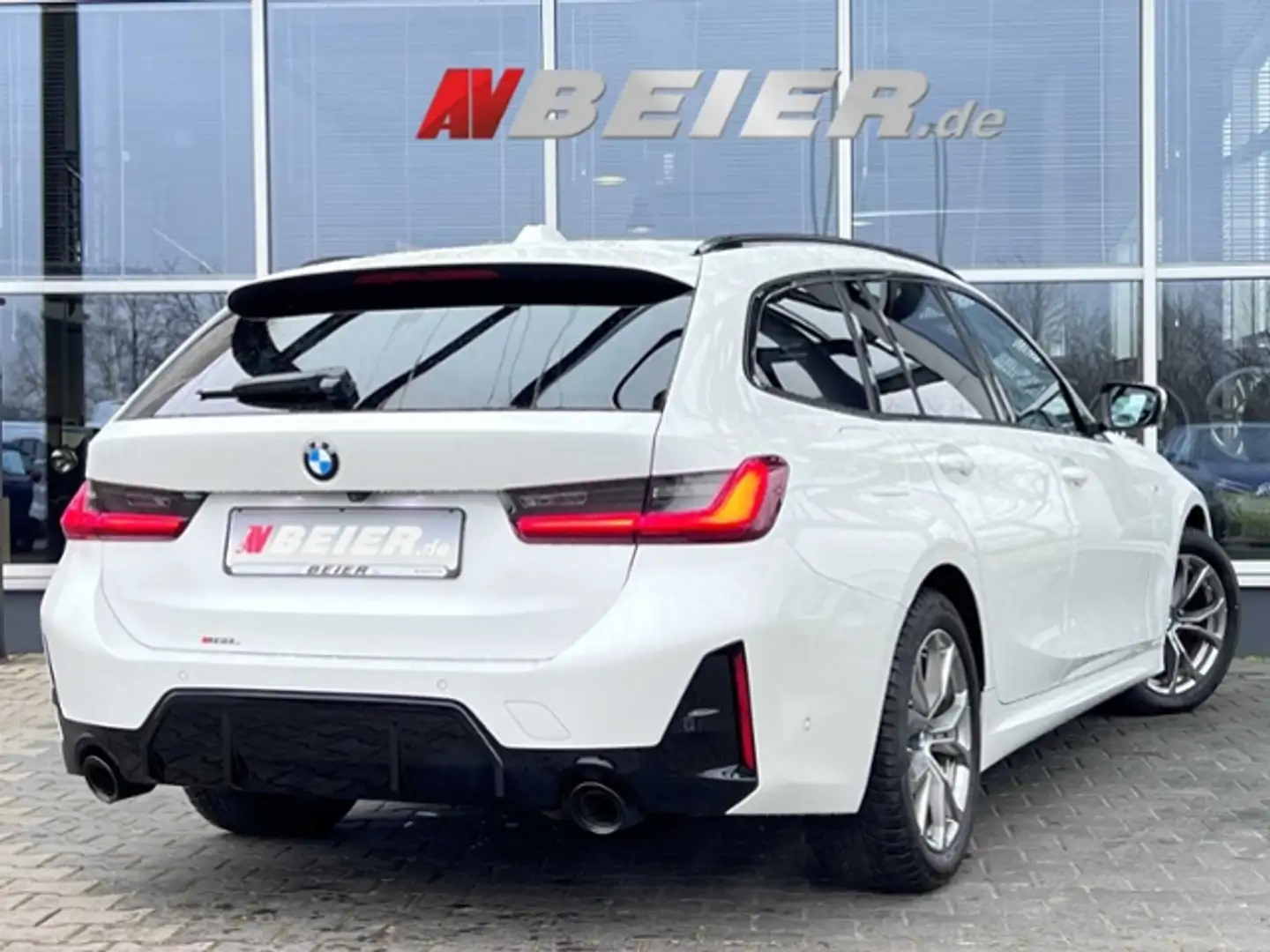 BMW 320 d xDrive M Sport DrivingPlus HiFi Lenkradheiz. LE Blanc - 2