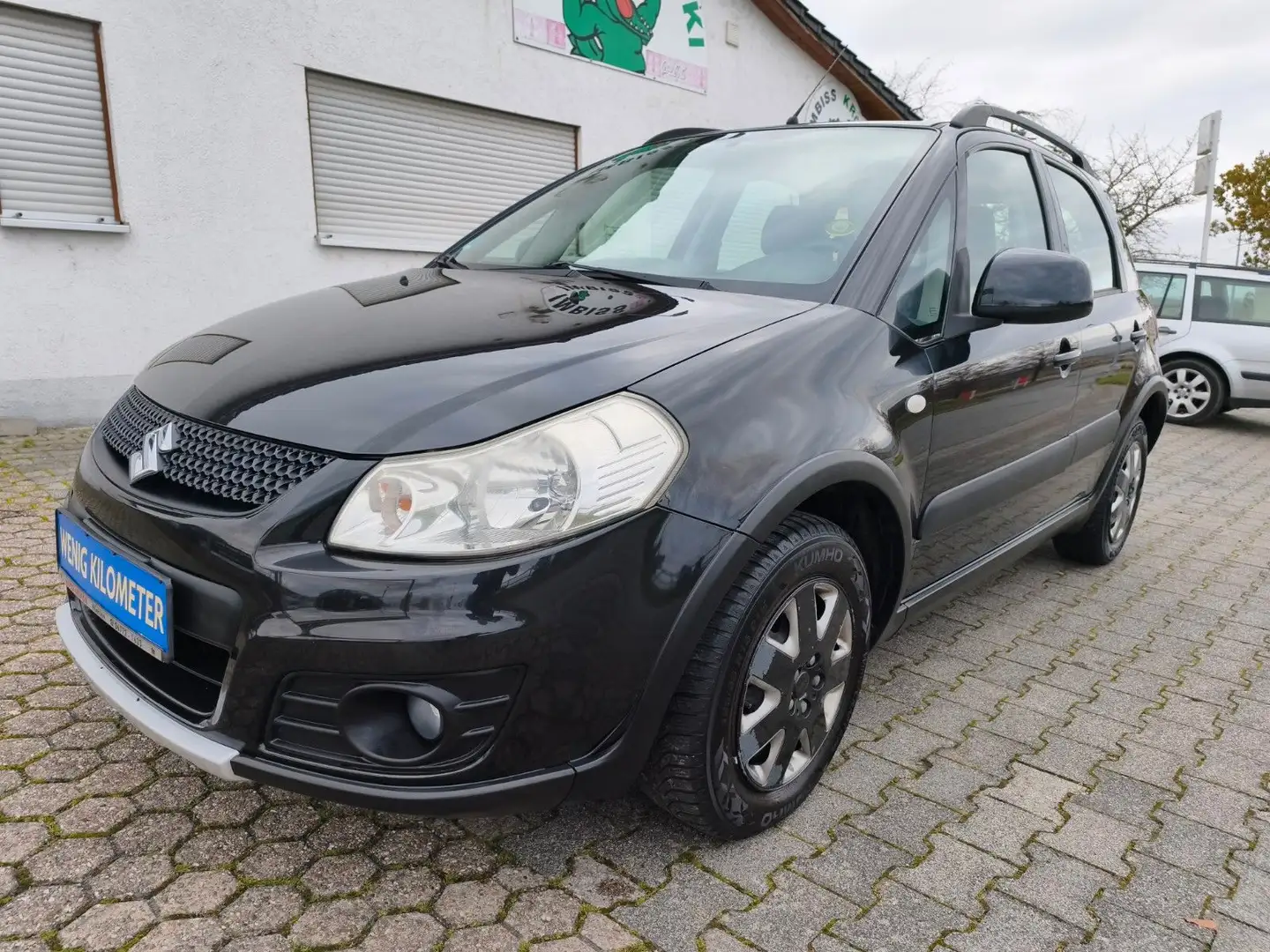 Suzuki SX4 Comfort, KLIMA, EU5, AHK, TÜV bis 08/2027 Schwarz - 1