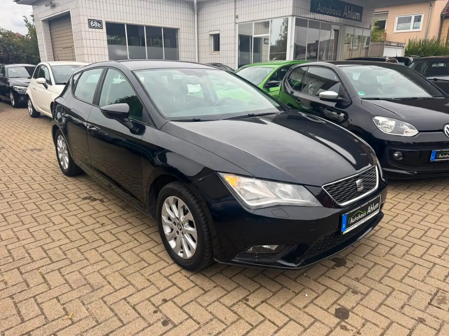 SEAT Leon Style PDC MFL Sitzhzg. Klima Tempomat Schwarz - 1
