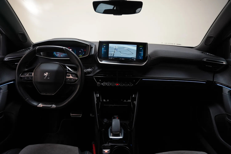 Peugeot e-2008 EV GT Pack 50 kWh 3-Fase [ Navi Camera Apple Carpl — photo 4