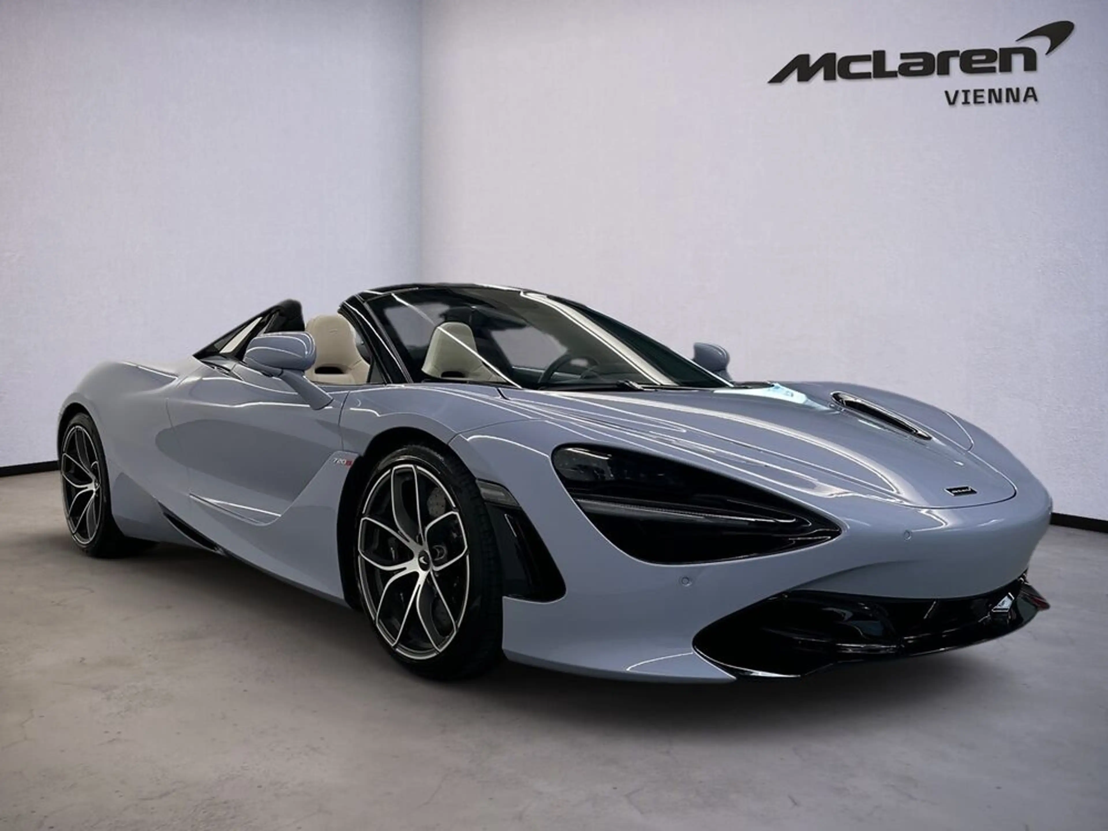 McLaren 720S 720S Spider / Electrochromic Roof / Carbon Fibre — photo 2