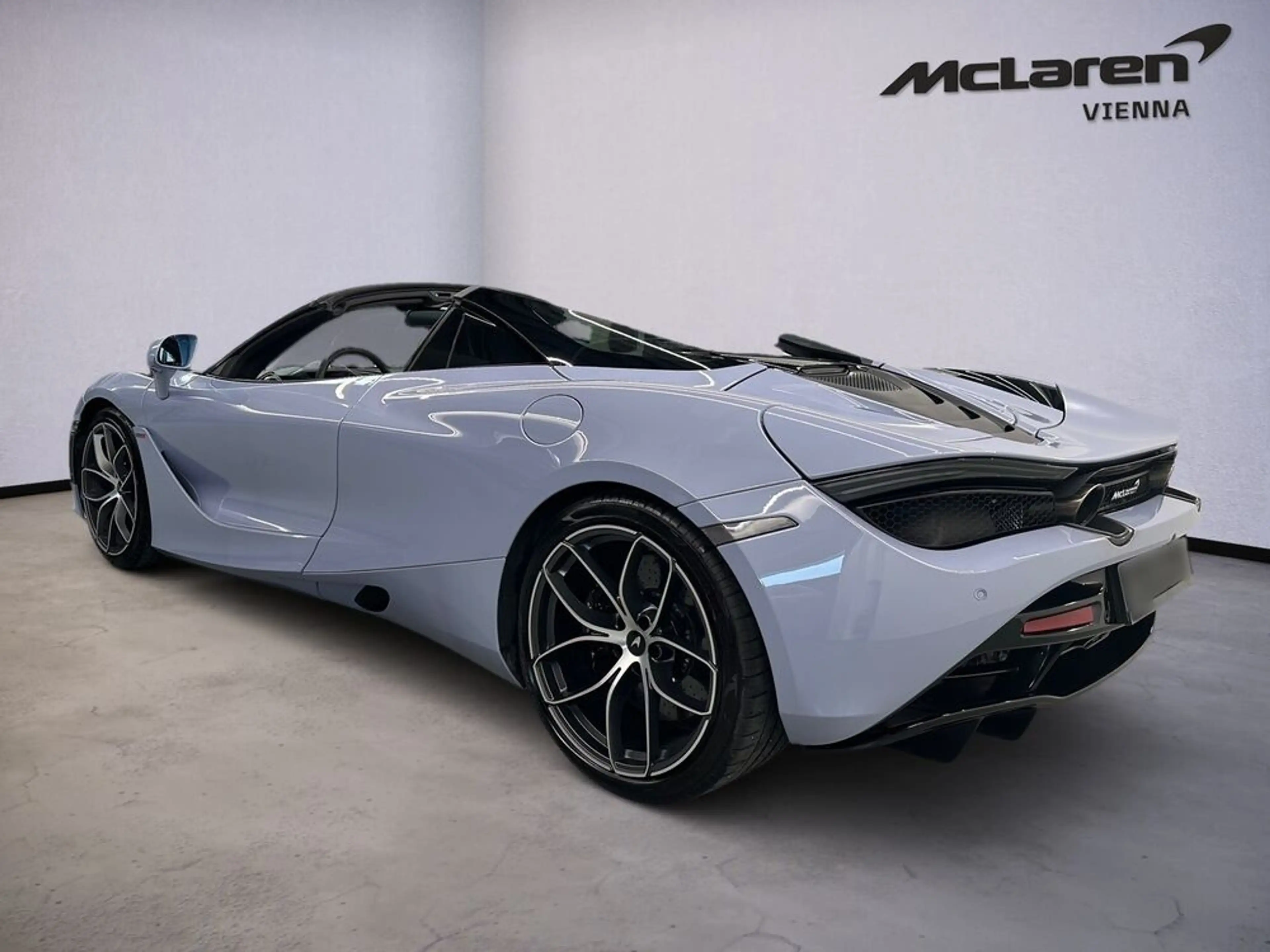 McLaren 720S 720S Spider / Electrochromic Roof / Carbon Fibre — photo 4
