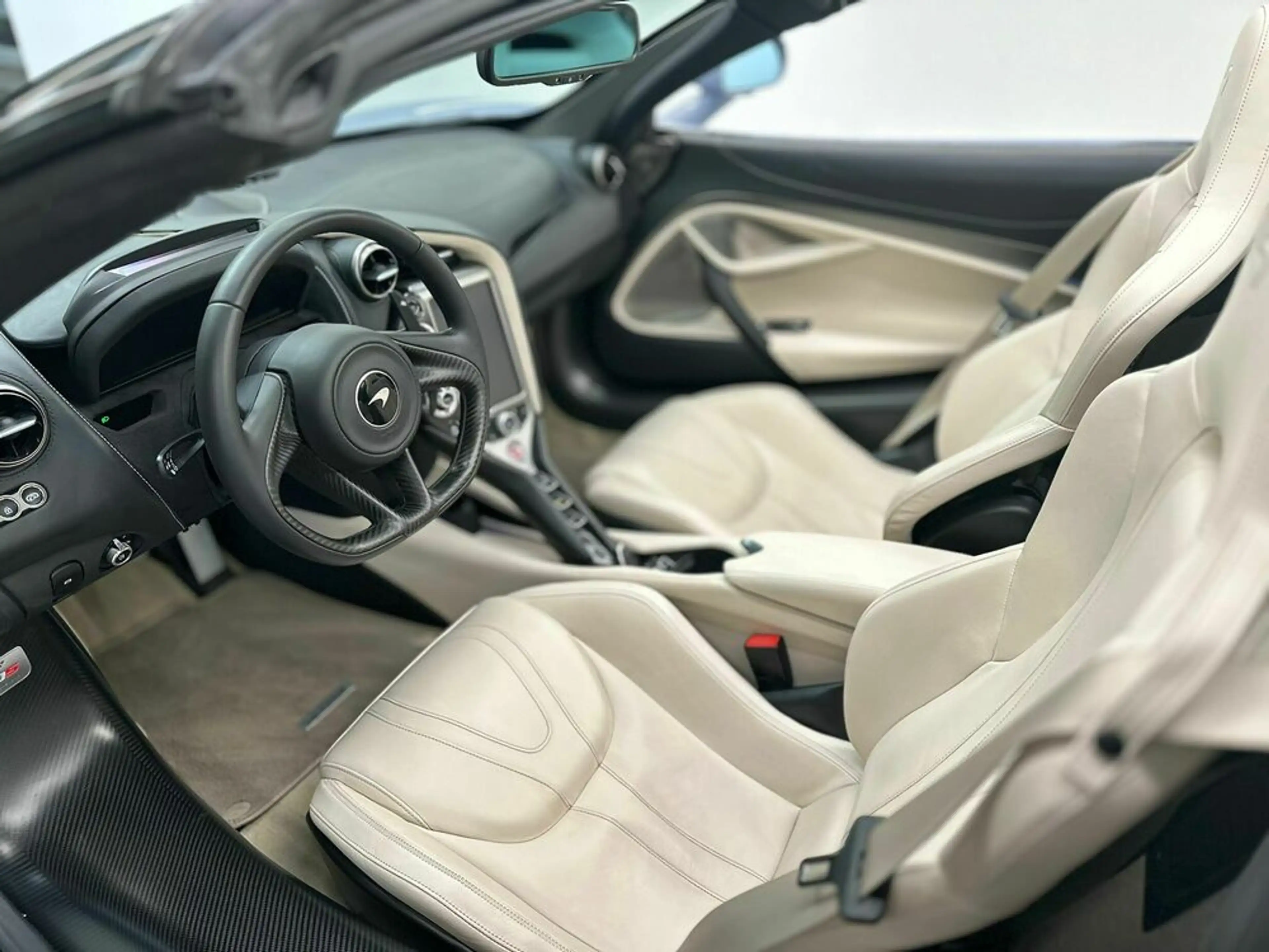 McLaren 720S 720S Spider / Electrochromic Roof / Carbon Fibre — photo 9