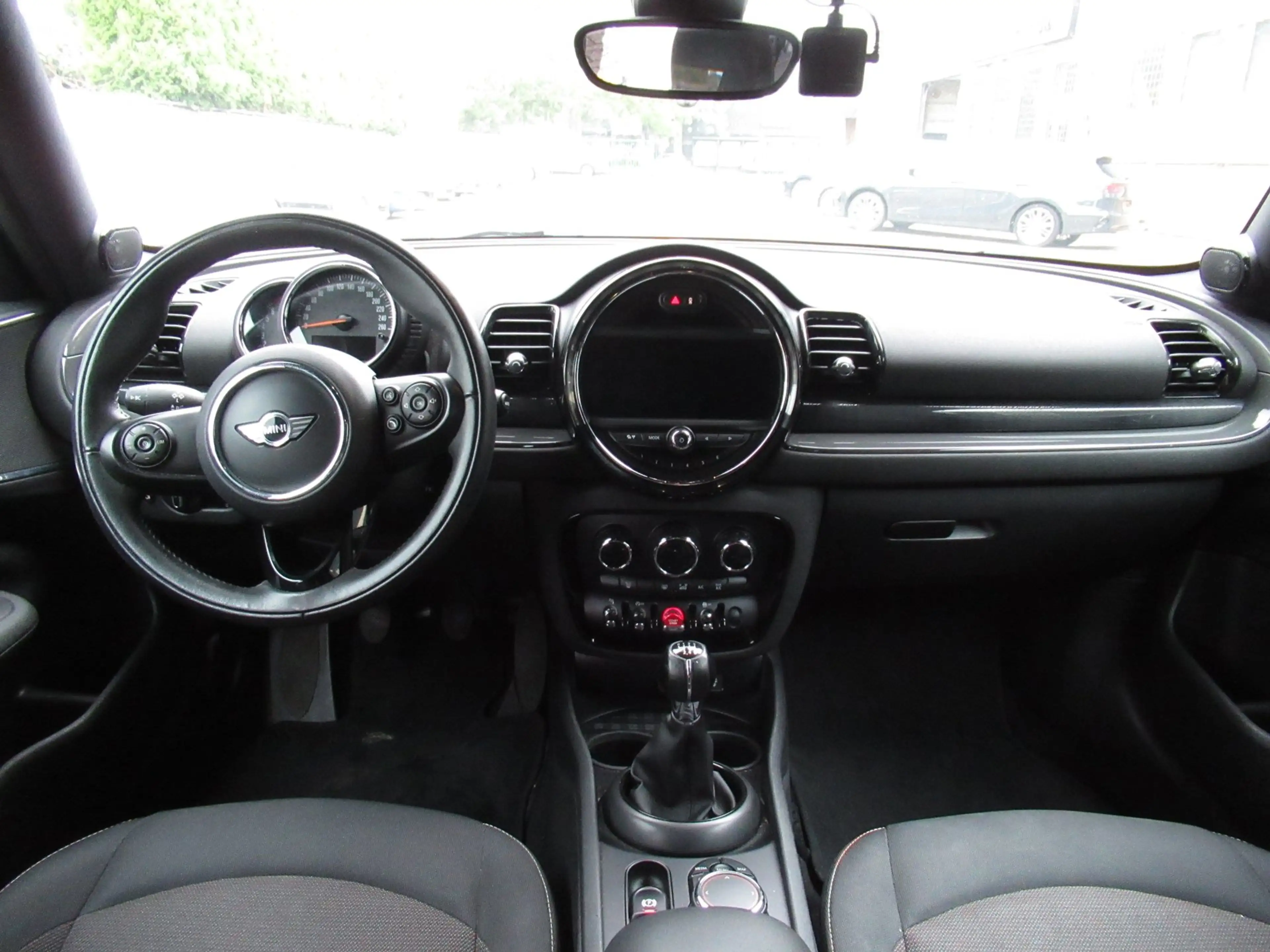 MINI One Clubman 1.5 Salt Serious Business / NAV / PDC 2x / Bleutoo — photo 11