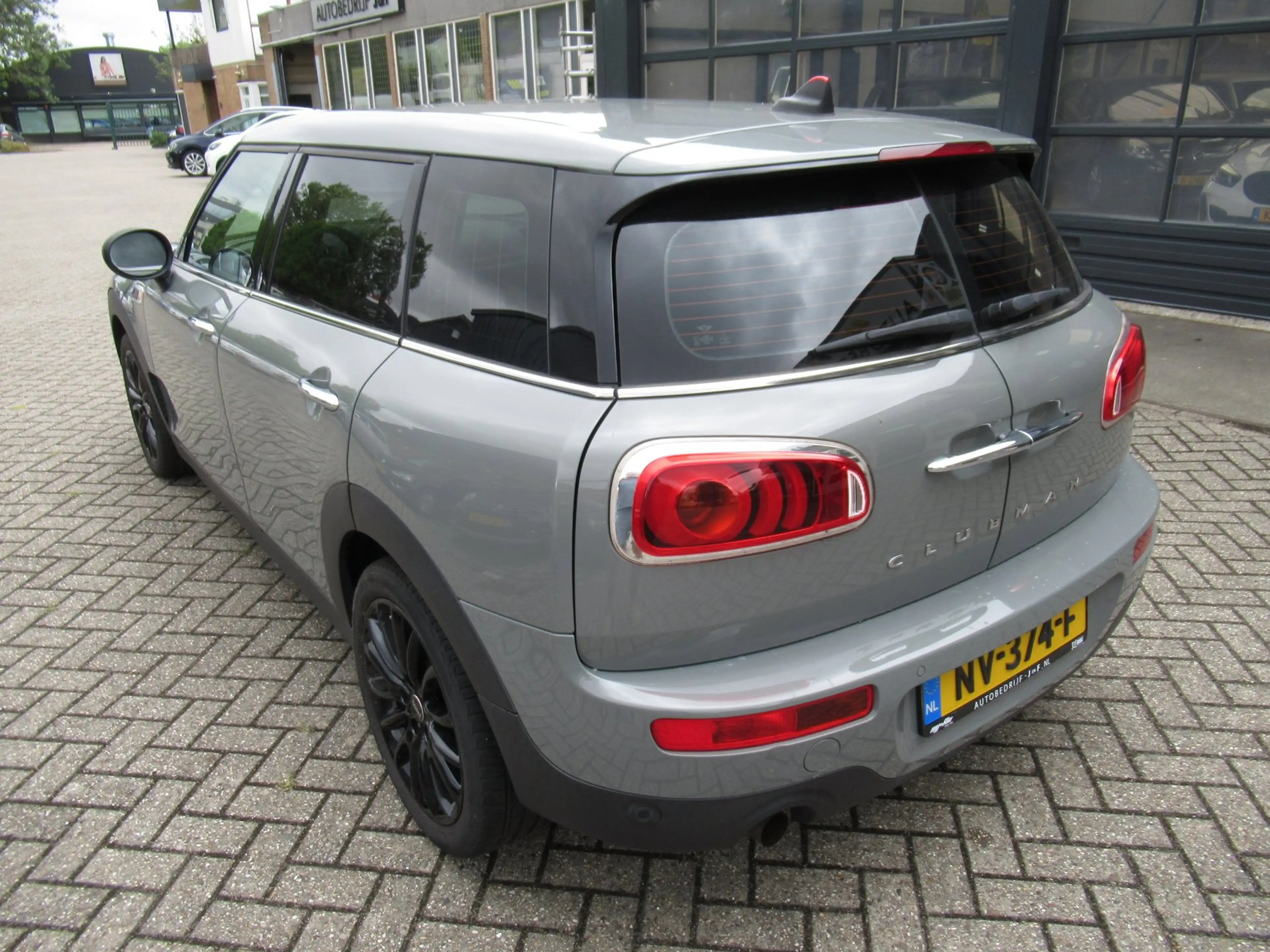 MINI One Clubman 1.5 Salt Serious Business / NAV / PDC 2x / Bleutoo — photo 3