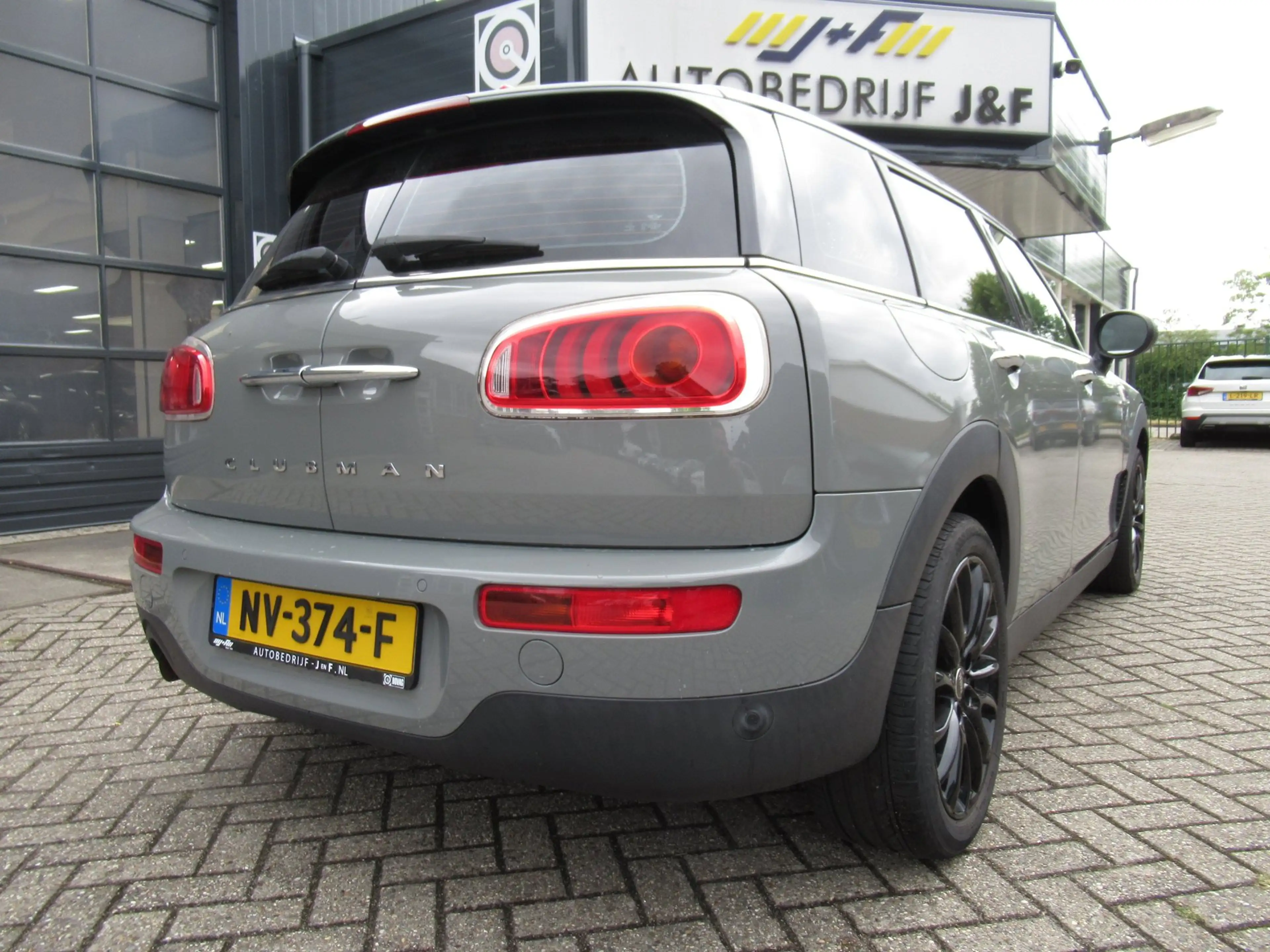 MINI One Clubman 1.5 Salt Serious Business / NAV / PDC 2x / Bleutoo — photo 6