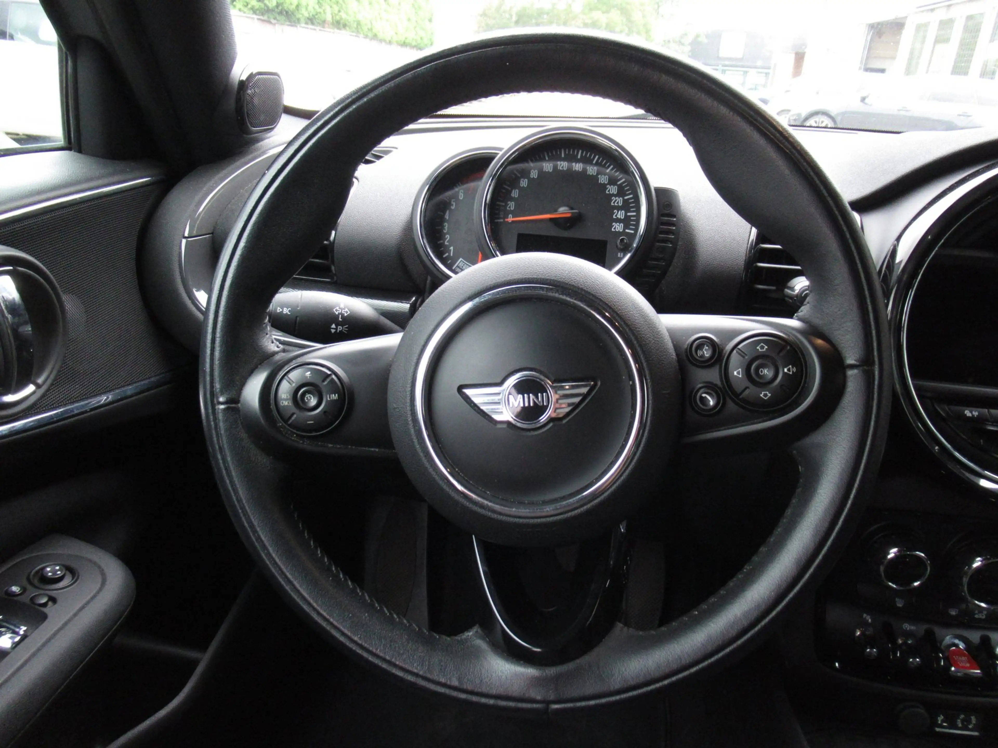 MINI One Clubman 1.5 Salt Serious Business / NAV / PDC 2x / Bleutoo — photo 13