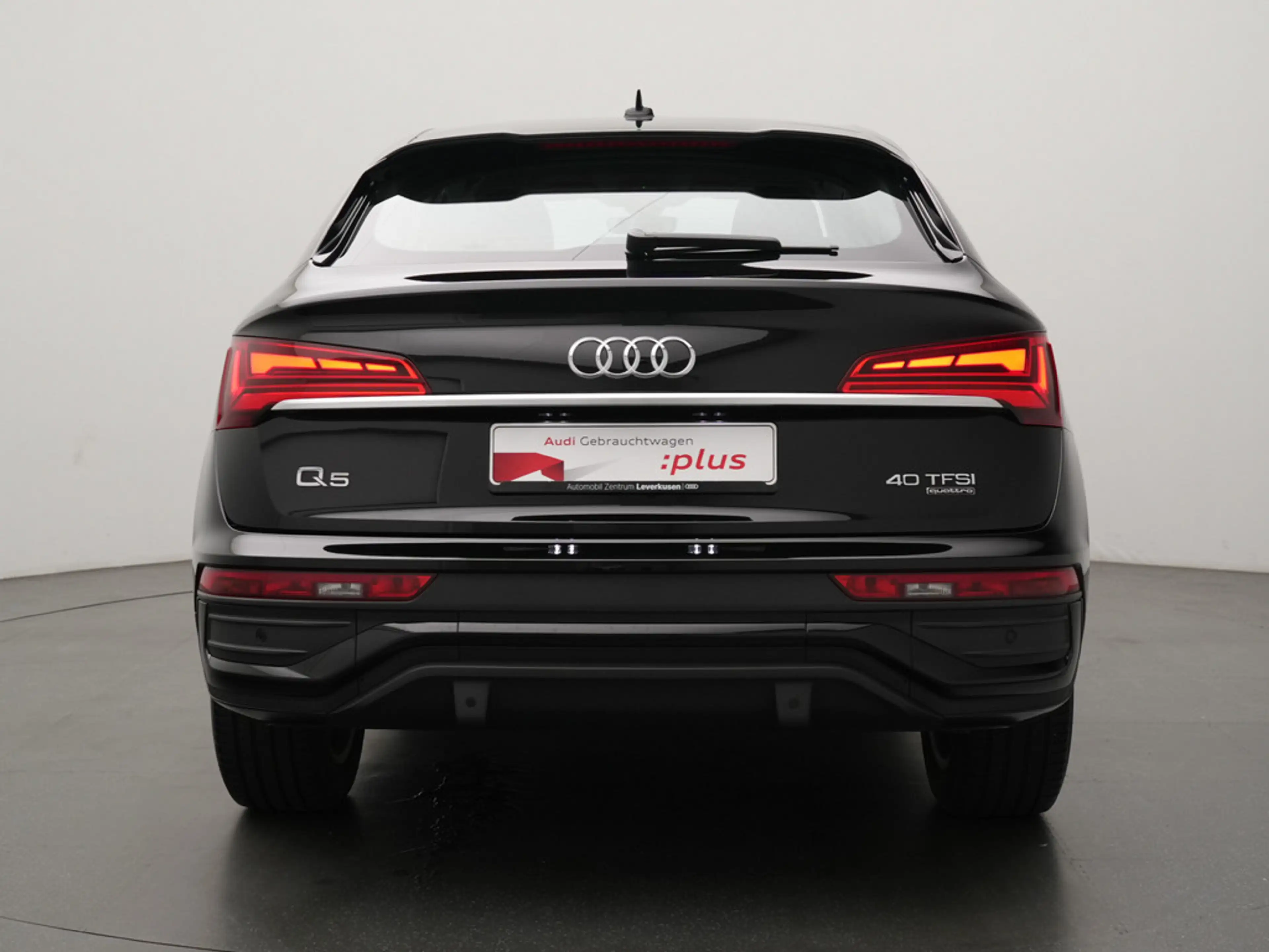 Audi Q5 Sportback 40 quattro advanced NAVI SHZ LED — photo 4