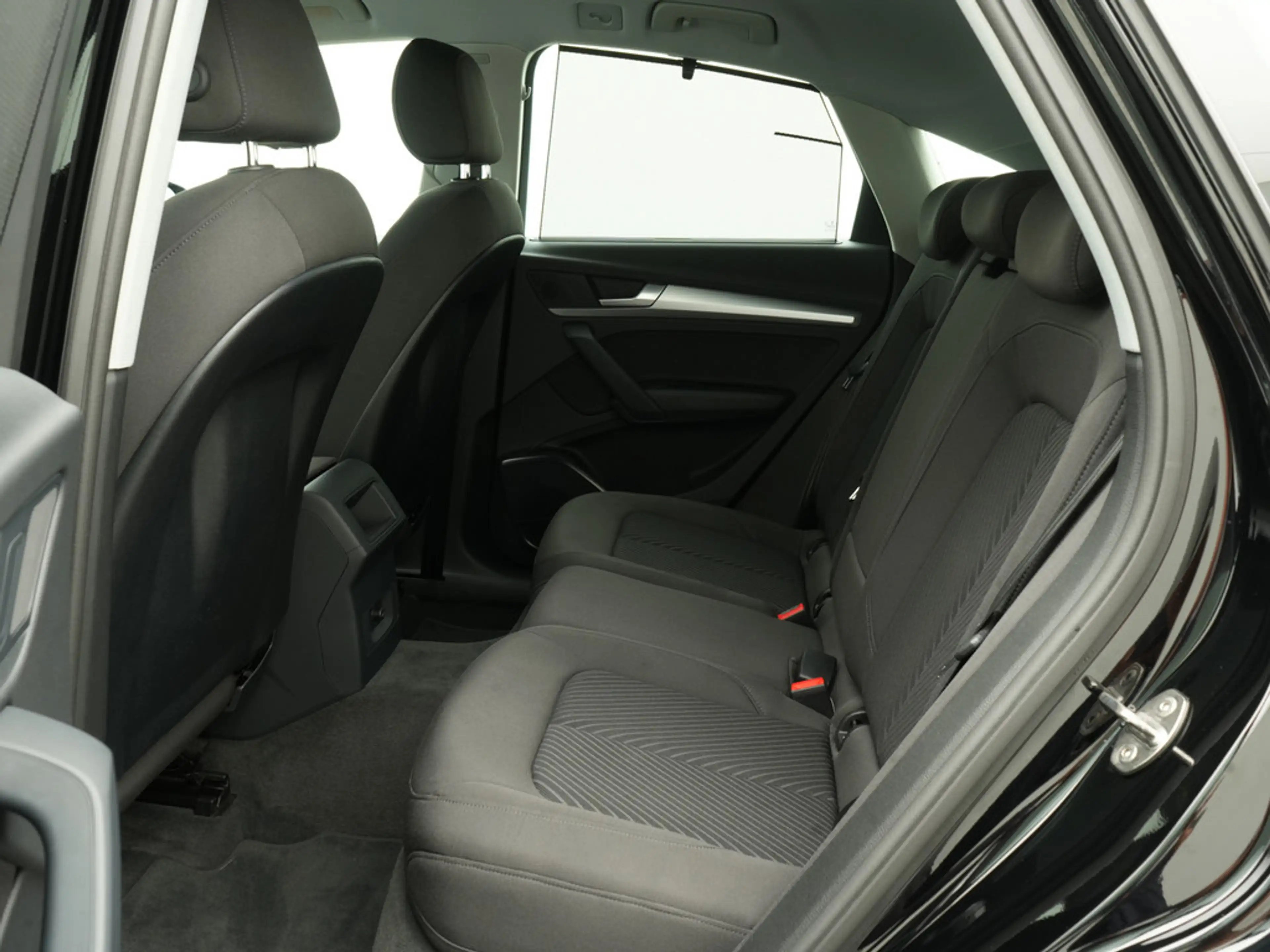 Audi Q5 Sportback 40 quattro advanced NAVI SHZ LED — photo 8