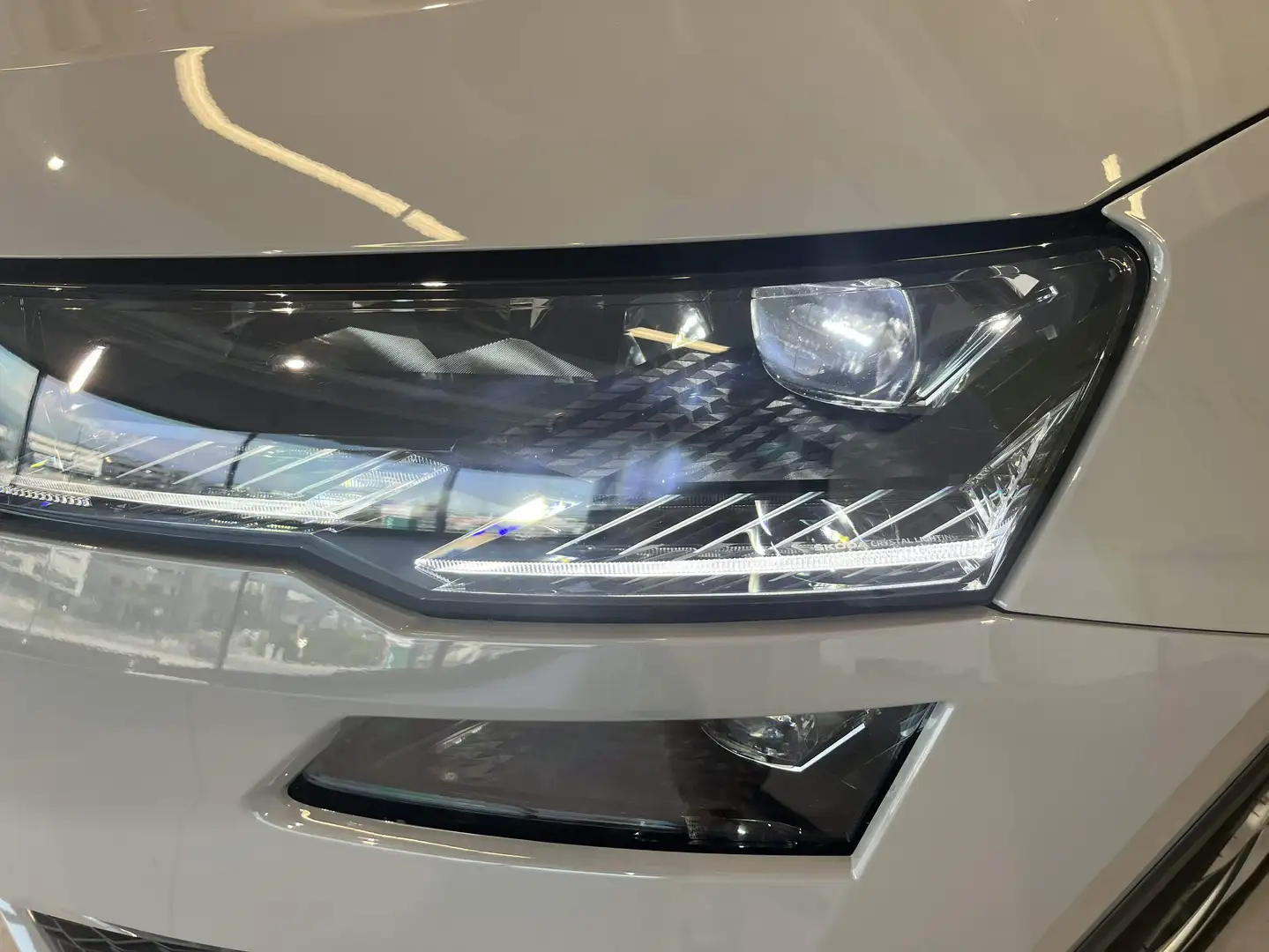 Skoda Karoq Karoq 1.5 tsi Style dsg Argento - 2