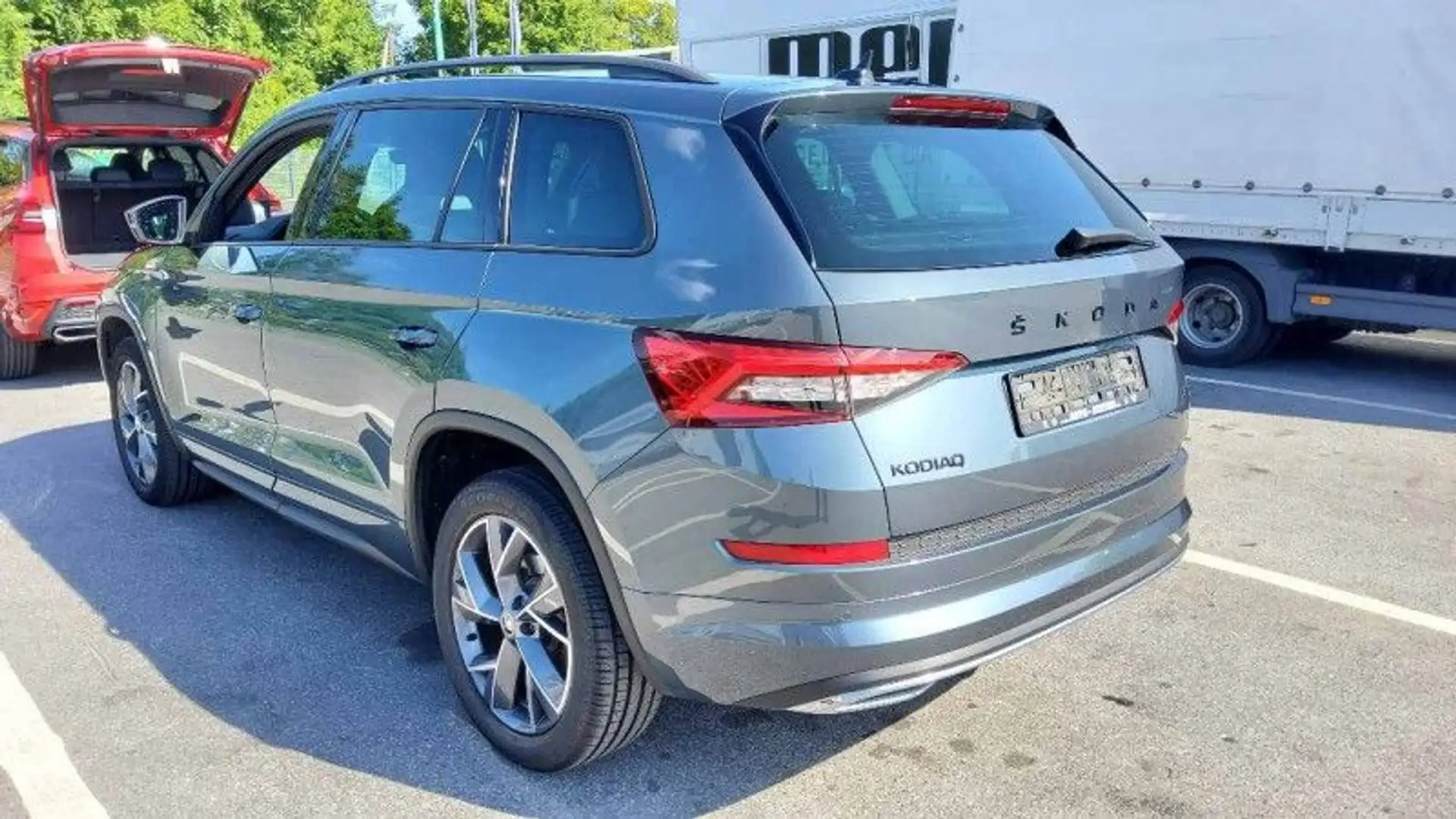 Skoda Kodiaq Sportline 4x4 |Virtual|ACC|AHK|Winter|Cam Gris - 2