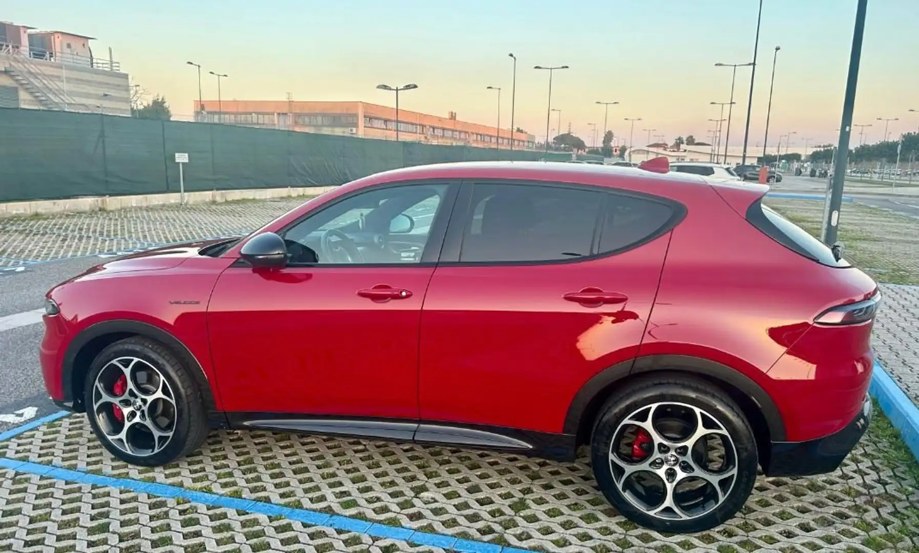 Alfa Romeo Tonale 1.5 hybrid Veloce 160cv tct7 Rosso - 2
