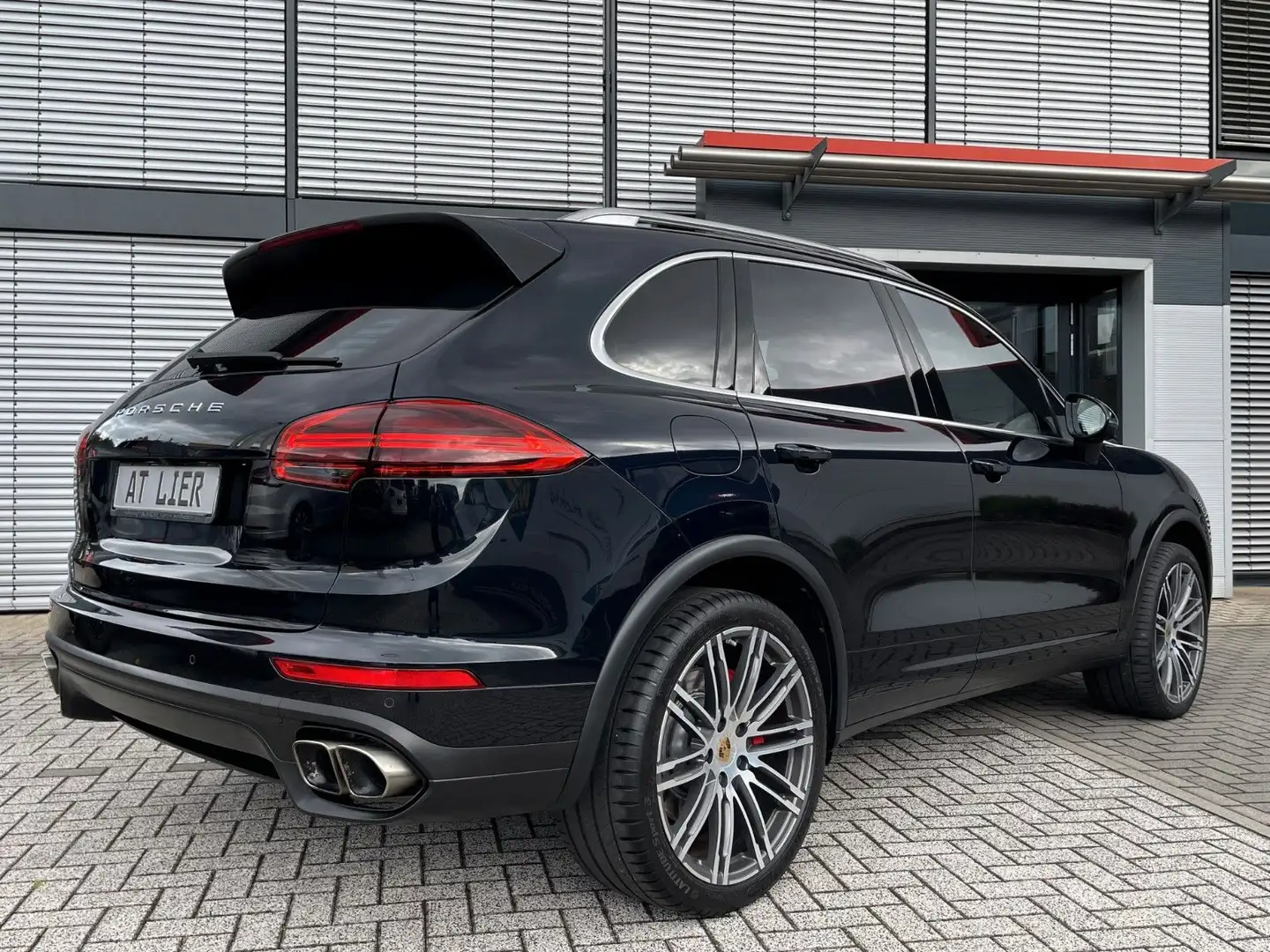 Porsche Cayenne Turbo CHRONO STANDHZ SOFTCL PANO Blau - 2