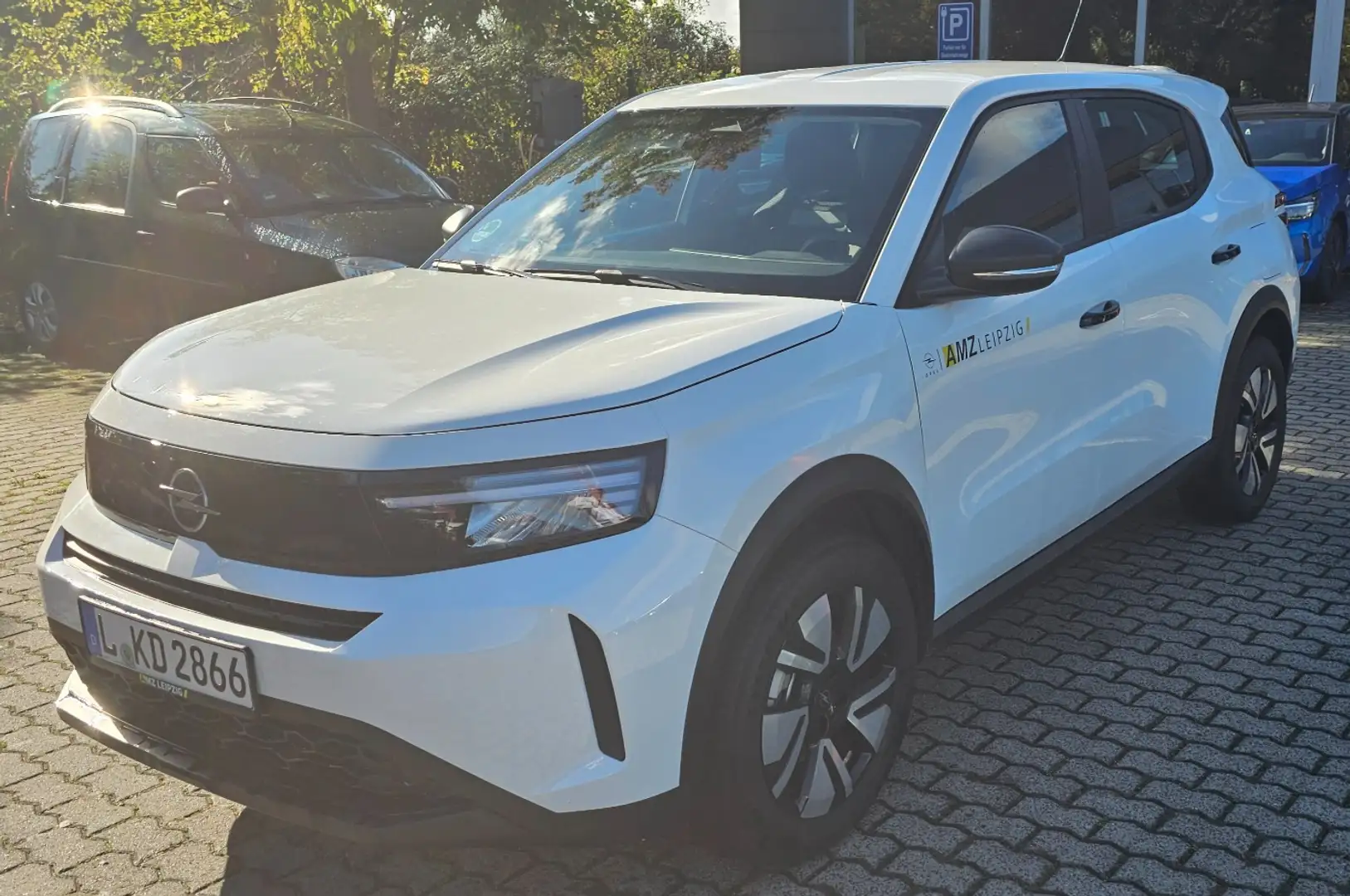 Opel Frontera 100kW 1.2 Edition LED+Fernlichtass.+PDC Weiß - 1