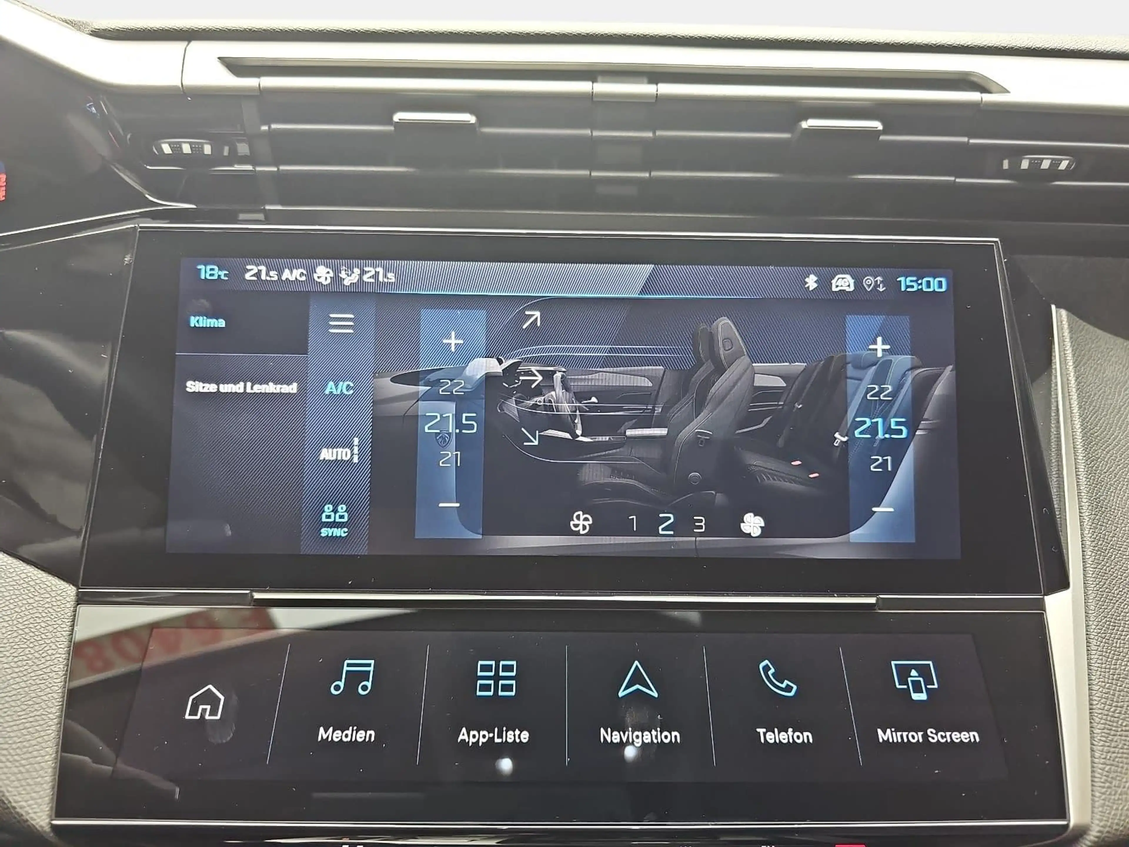 Peugeot 308 308 SW 1.2 HYBRID STYLE KOMFORT PAKET AHK LM — photo 12
