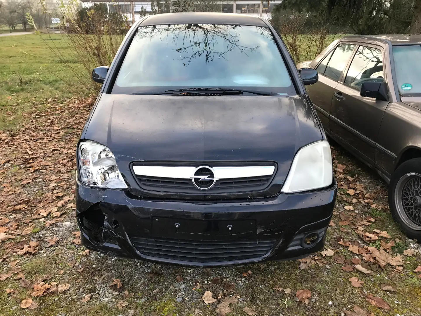 Opel Meriva 1.6 Edition Unfall Schwarz - 2