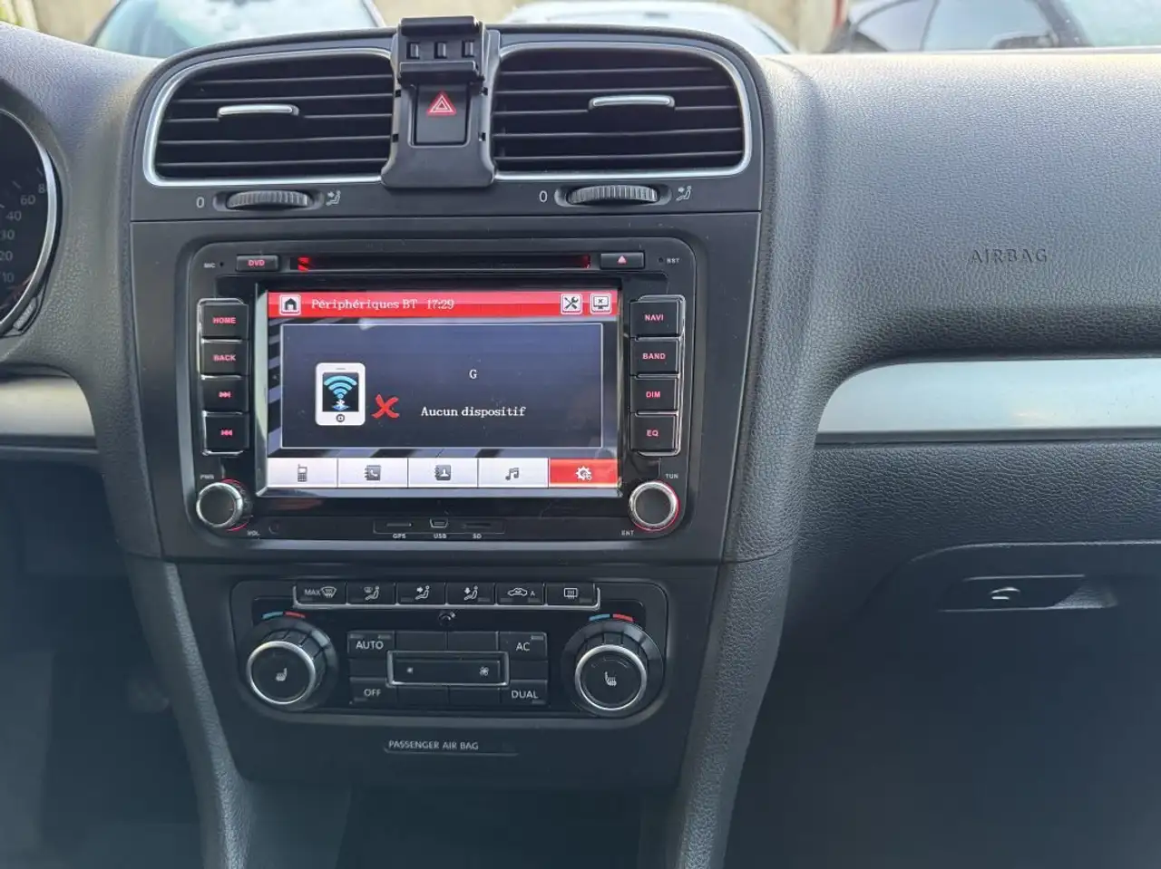 Volkswagen Golf Standard Model — photo 14