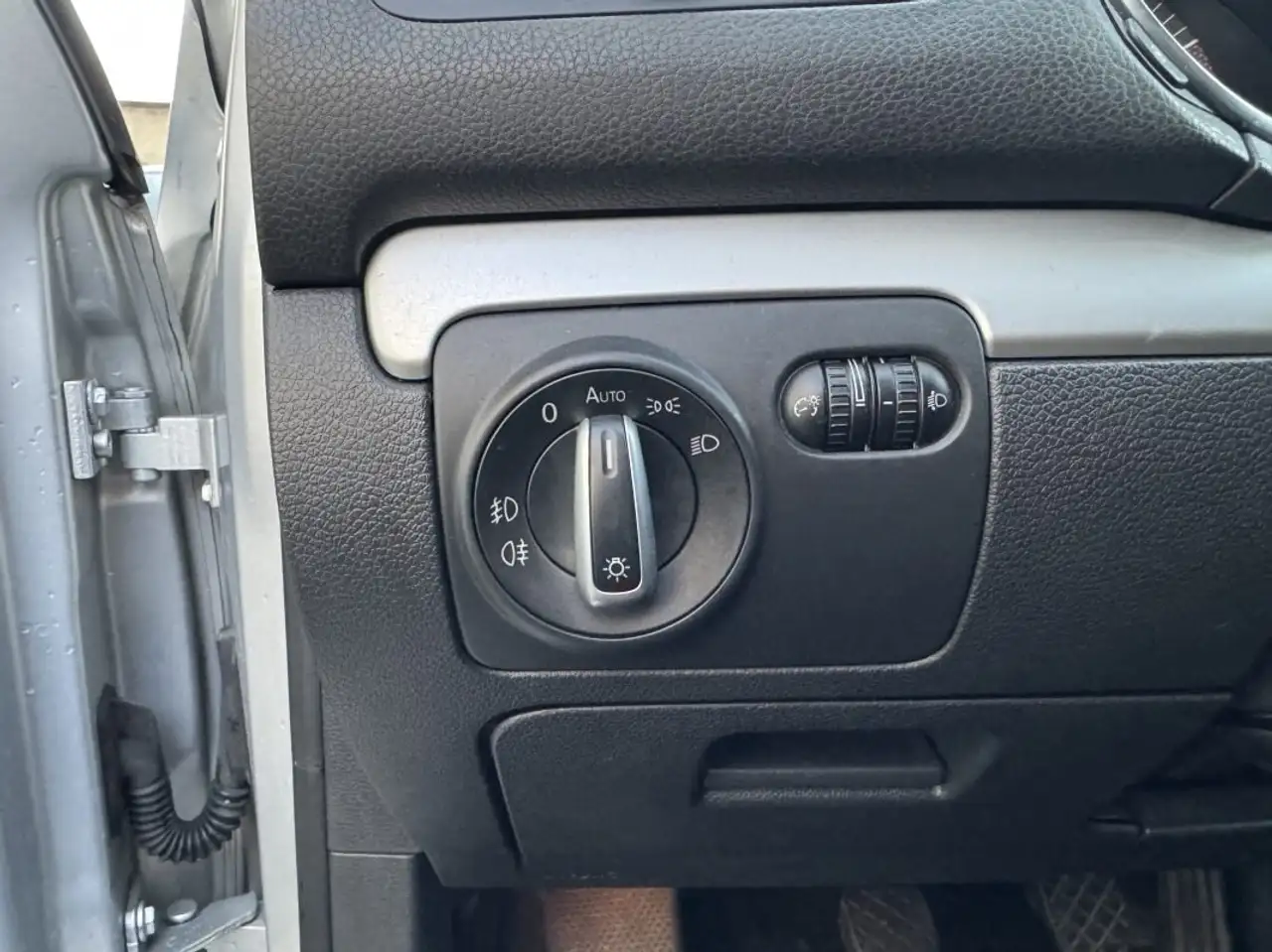Volkswagen Golf Standard Model — photo 15