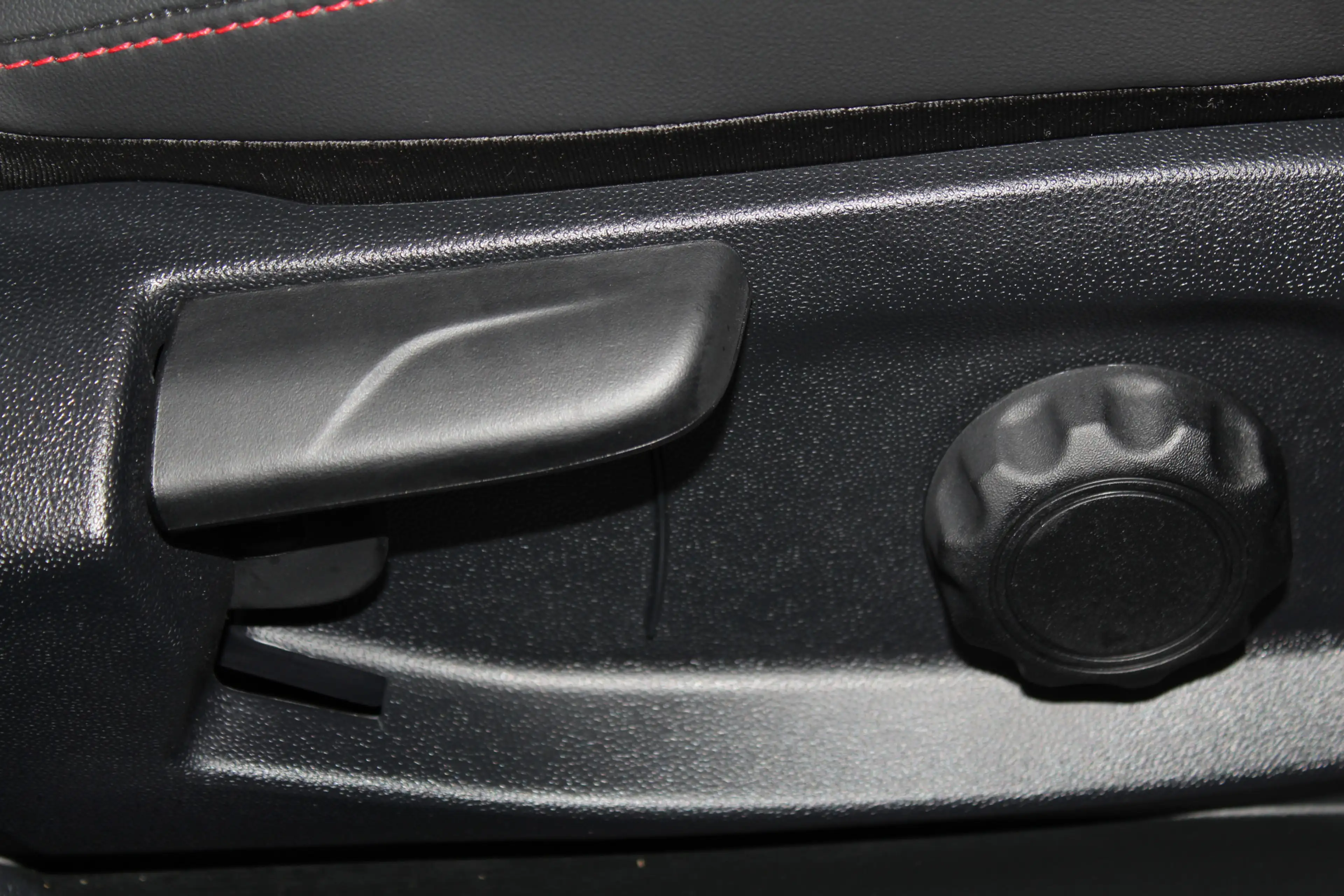 Ford Puma 1.0-125pk EcoBoost Hybrid ST-Line X. Alweer zo'n m — photo 8