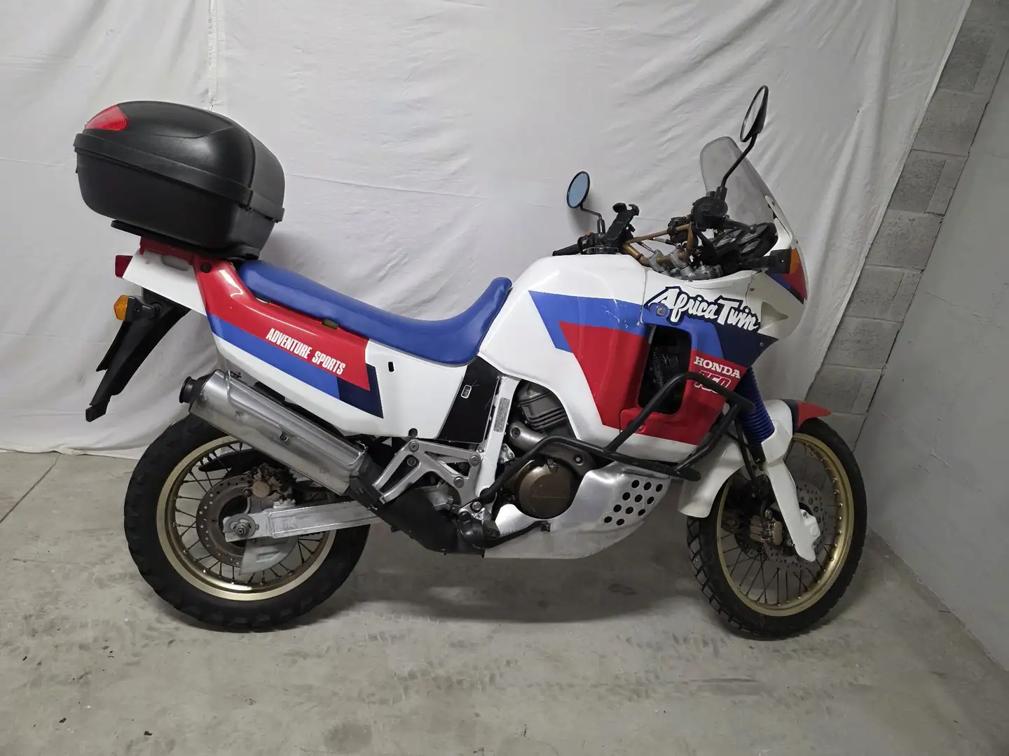 Honda XRV 750 White - 1