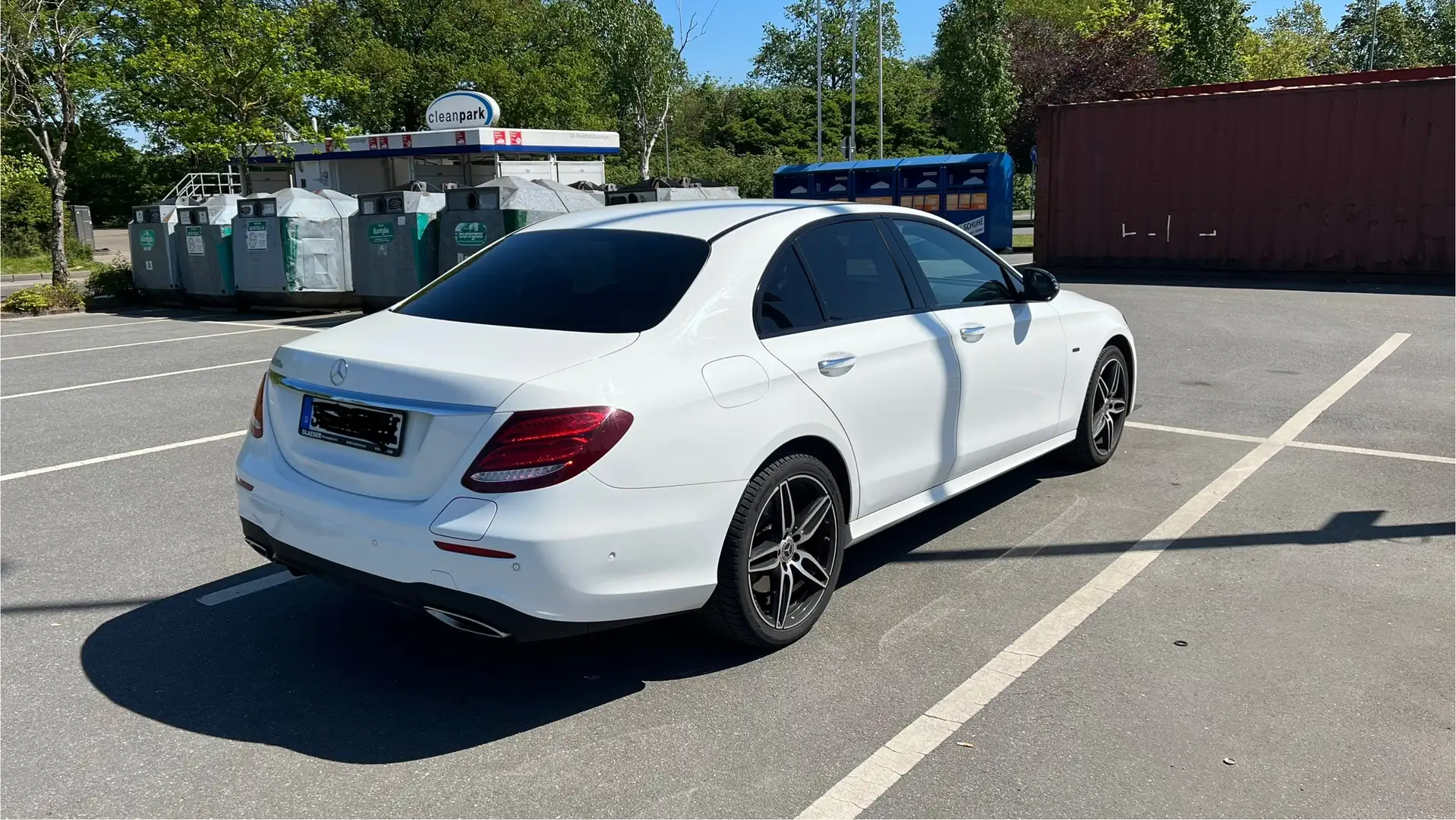 Mercedes-Benz E 350 E 350 e (213.050) Белый - 1