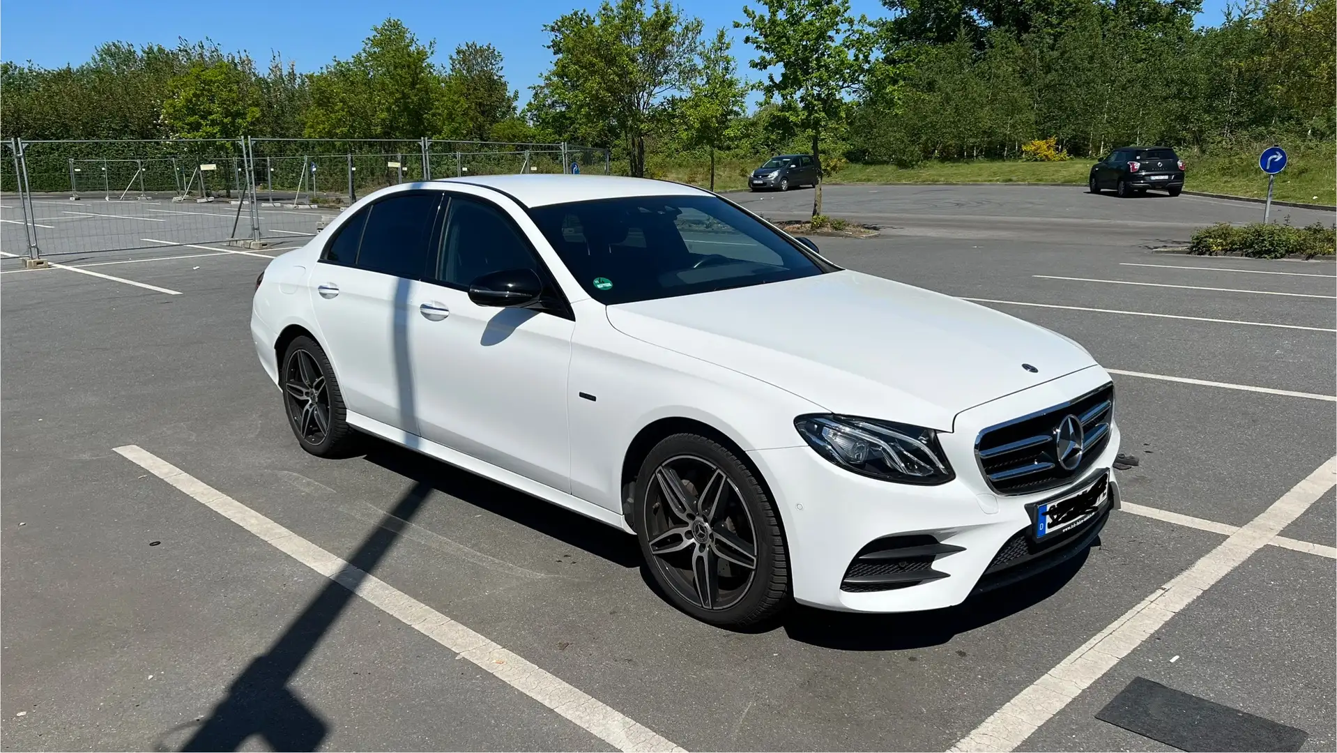 Mercedes-Benz E 350 E 350 e (213.050) Белый - 2
