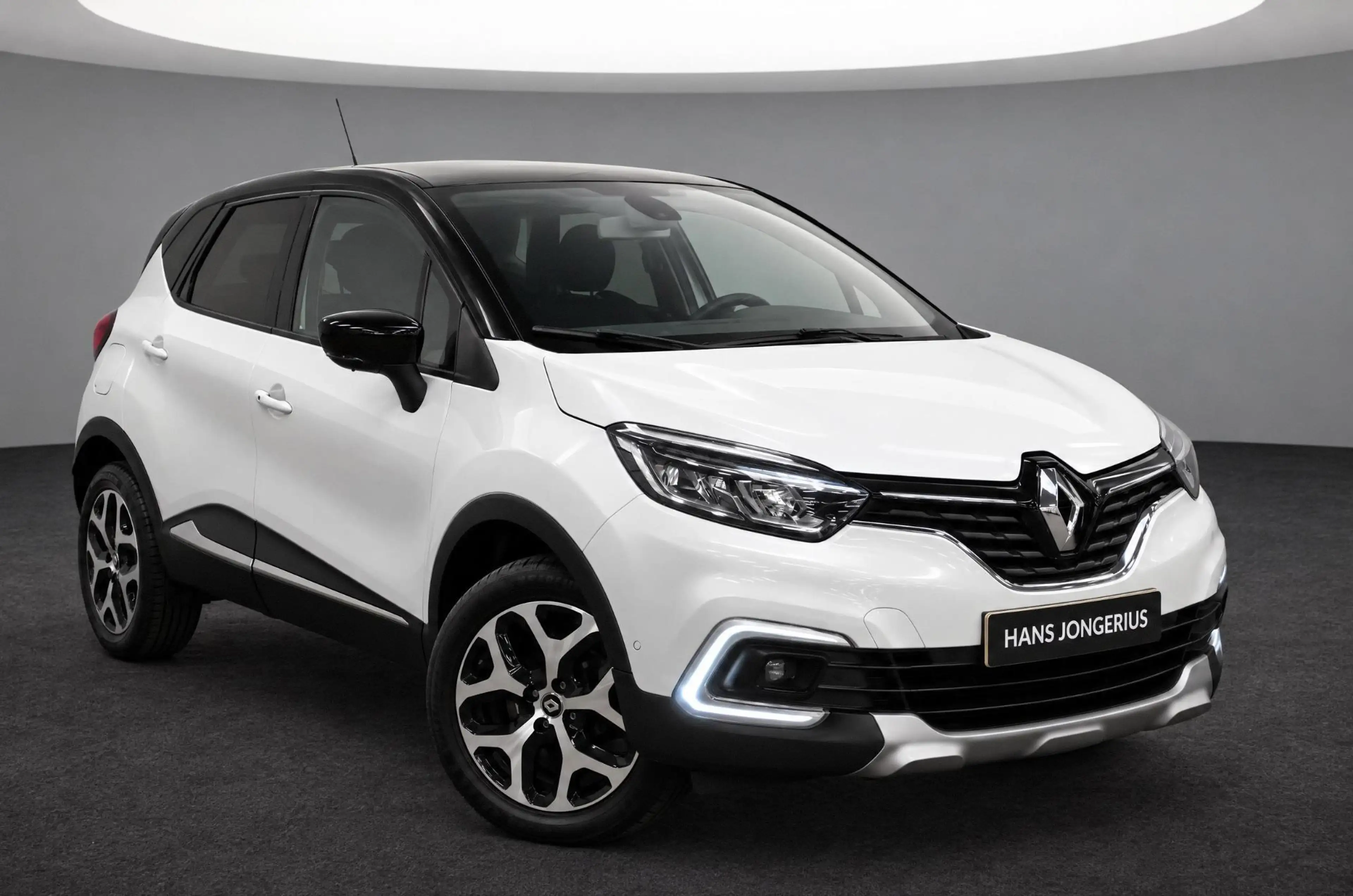 Renault Captur TCe 90 Intens | CAMERA | NAVI | CRUISE CONTROL | C — photo 6