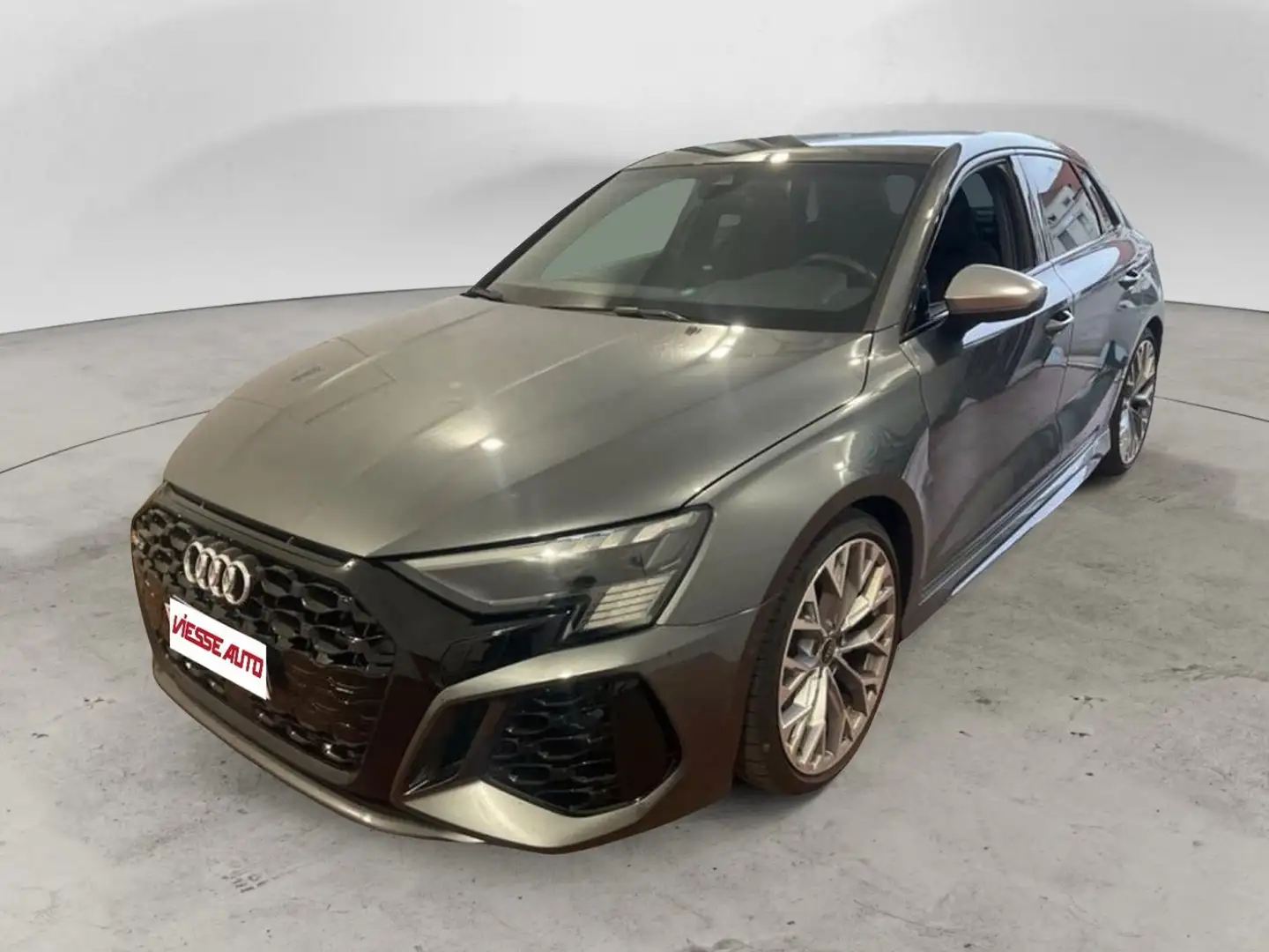 Audi RS3 Sportback 2.5 tfsi quattro s-tronic Szary - 2