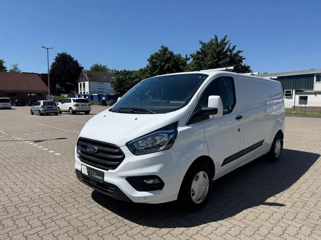 Ford Transit Custom L2 Abstandstempo. Regalsystem