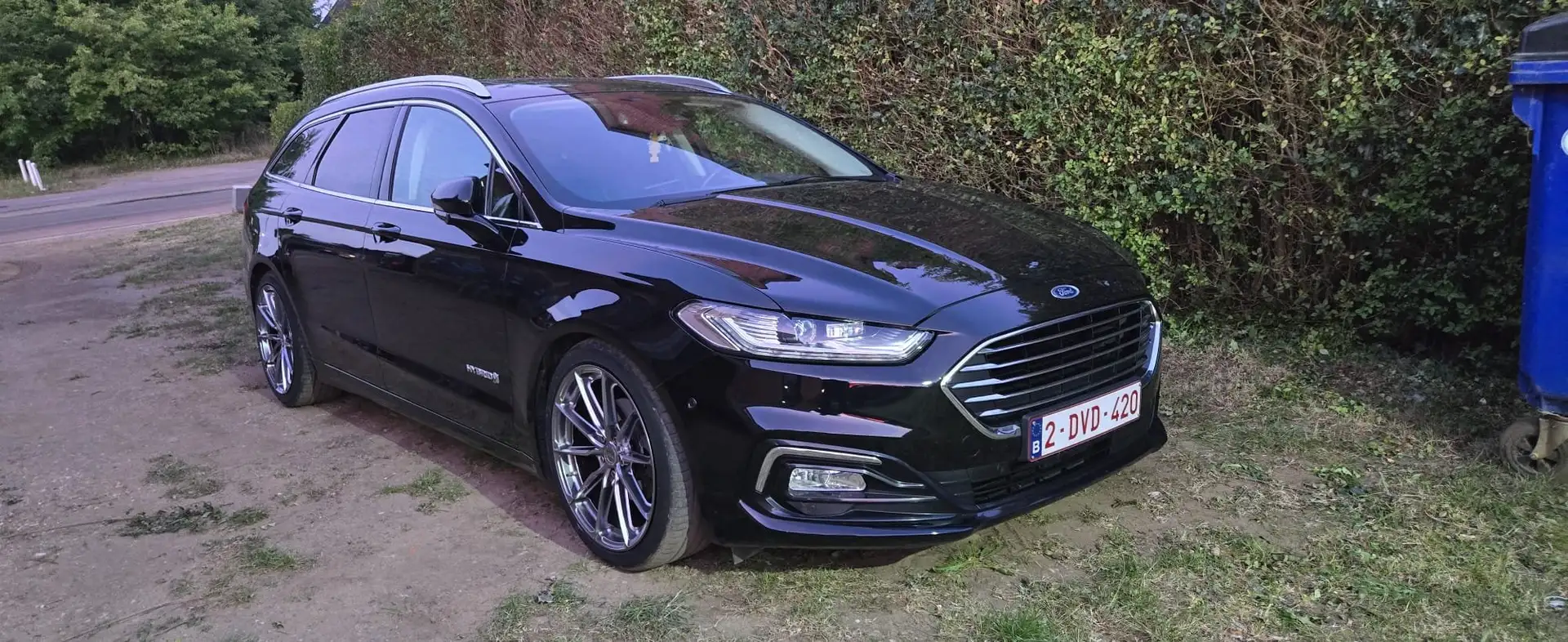 Ford Mondeo Mondeo Turnier 2.0 Ti-VCT Hybrid Business Edition Zwart - 1