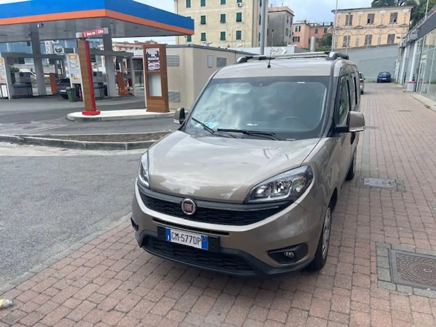 Fiat Doblo Doblo II 2015 1.4 16v Easy 95cv Bronzo - 2