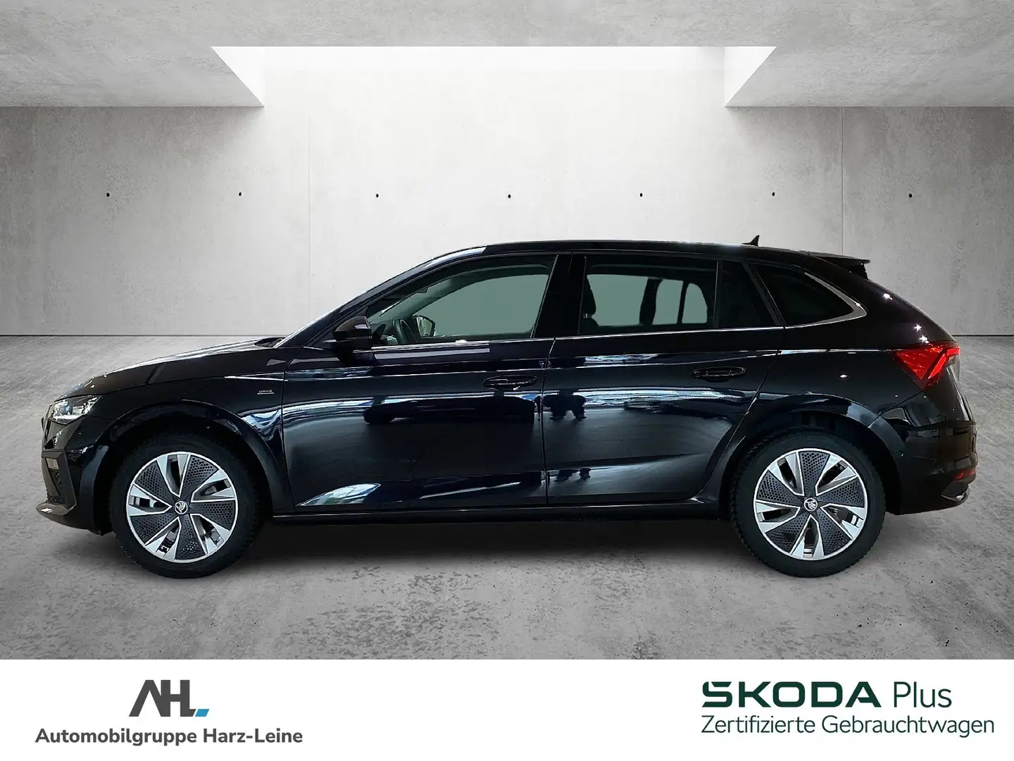 Skoda Scala 1.0 TSI Selection DSG RFK LED PDC Navi Schwarz - 2