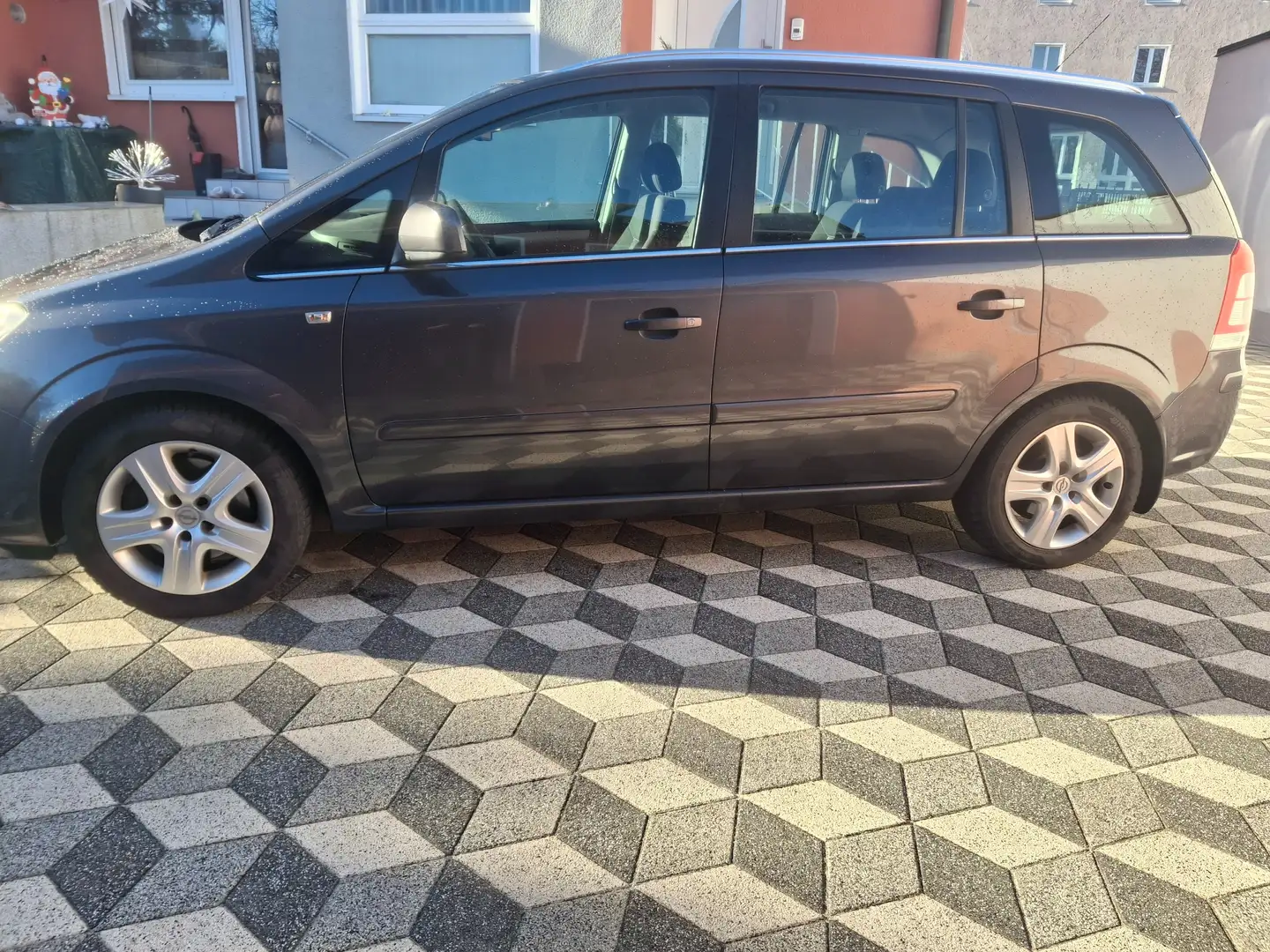 Opel Zafira Edition Grau - 1