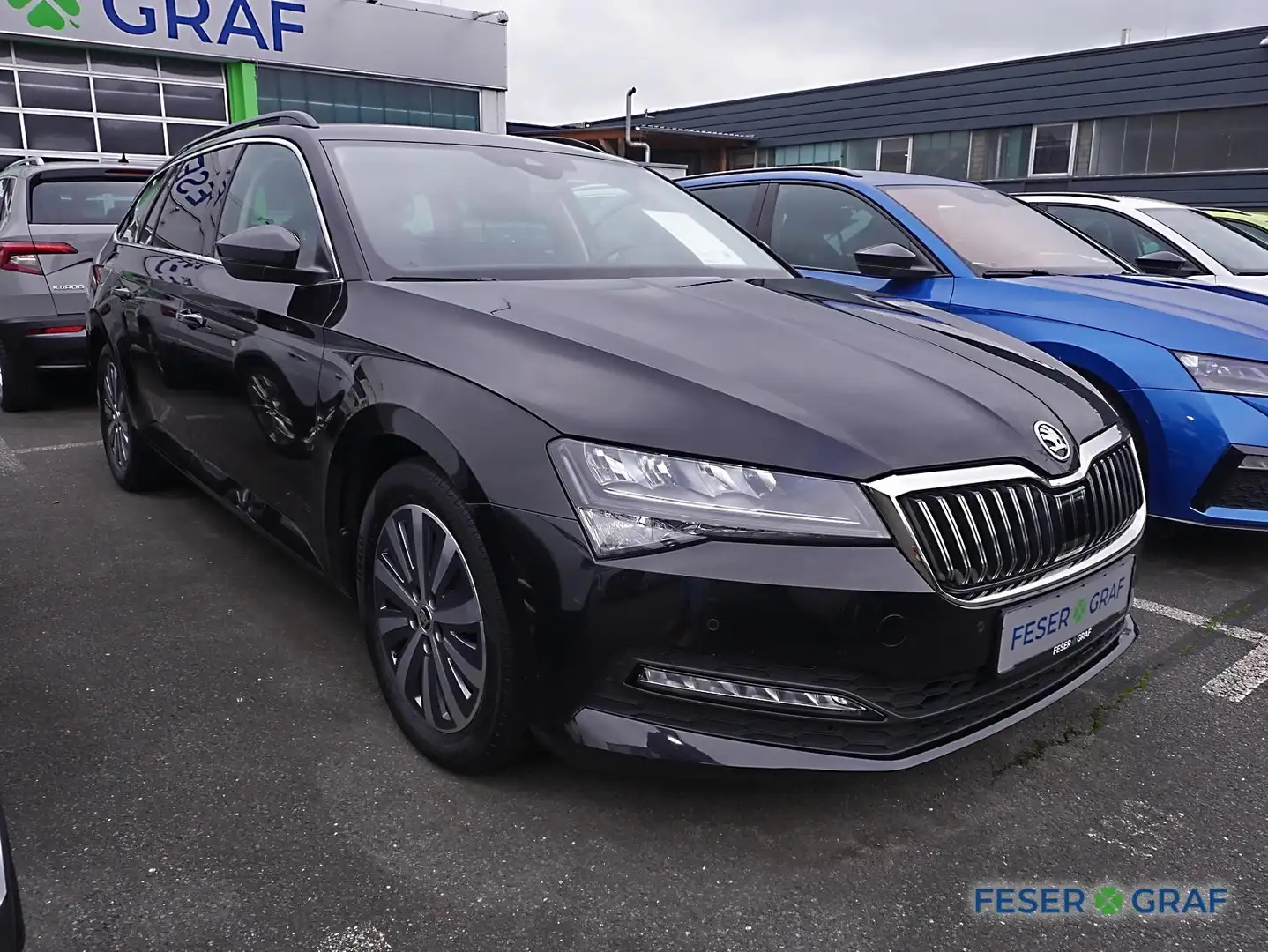 Skoda Superb Ambition 2.0 TDI - NAVI/AHK/PDC+ Schwarz - 2