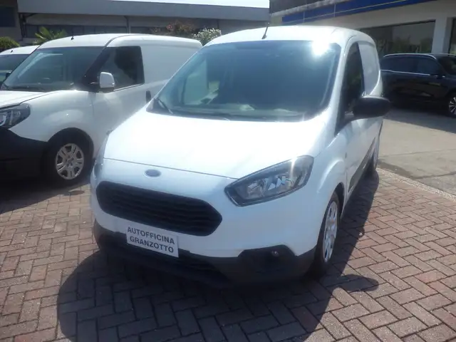 Ford Transit Courier 1.5 TDCi 75 cv Trend