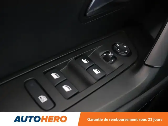 Peugeot 2008 view 25