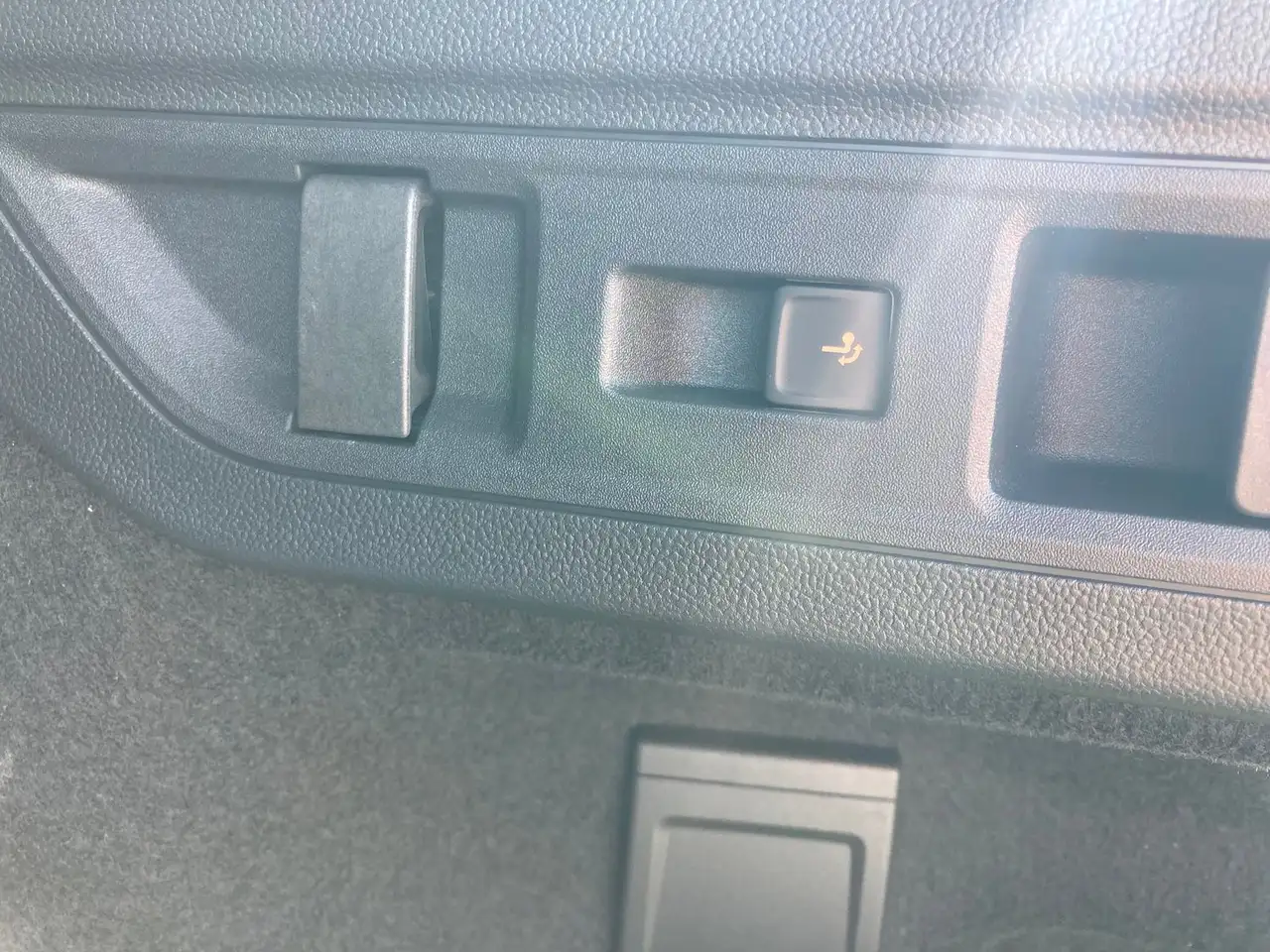 Volkswagen Passat Variant Business eTSI DSG 21